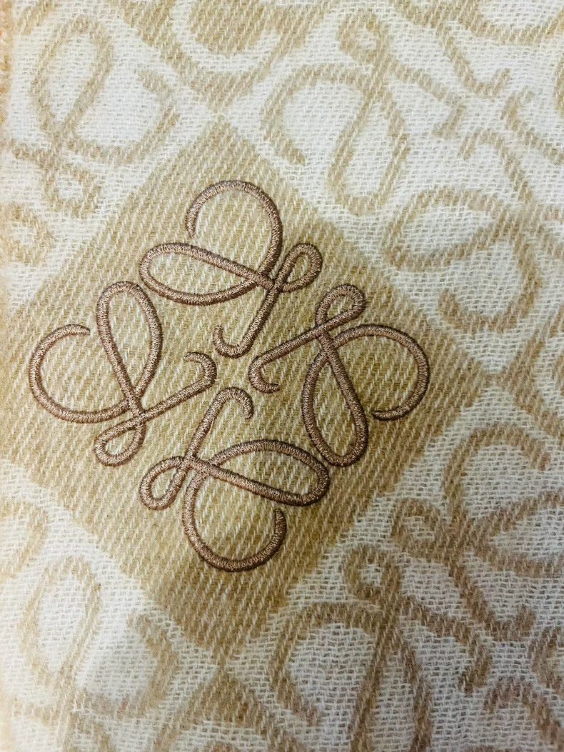 Loewe LOEWE Double face embroidered tassel scarf Size ONE SIZE - 3 Thumbnail