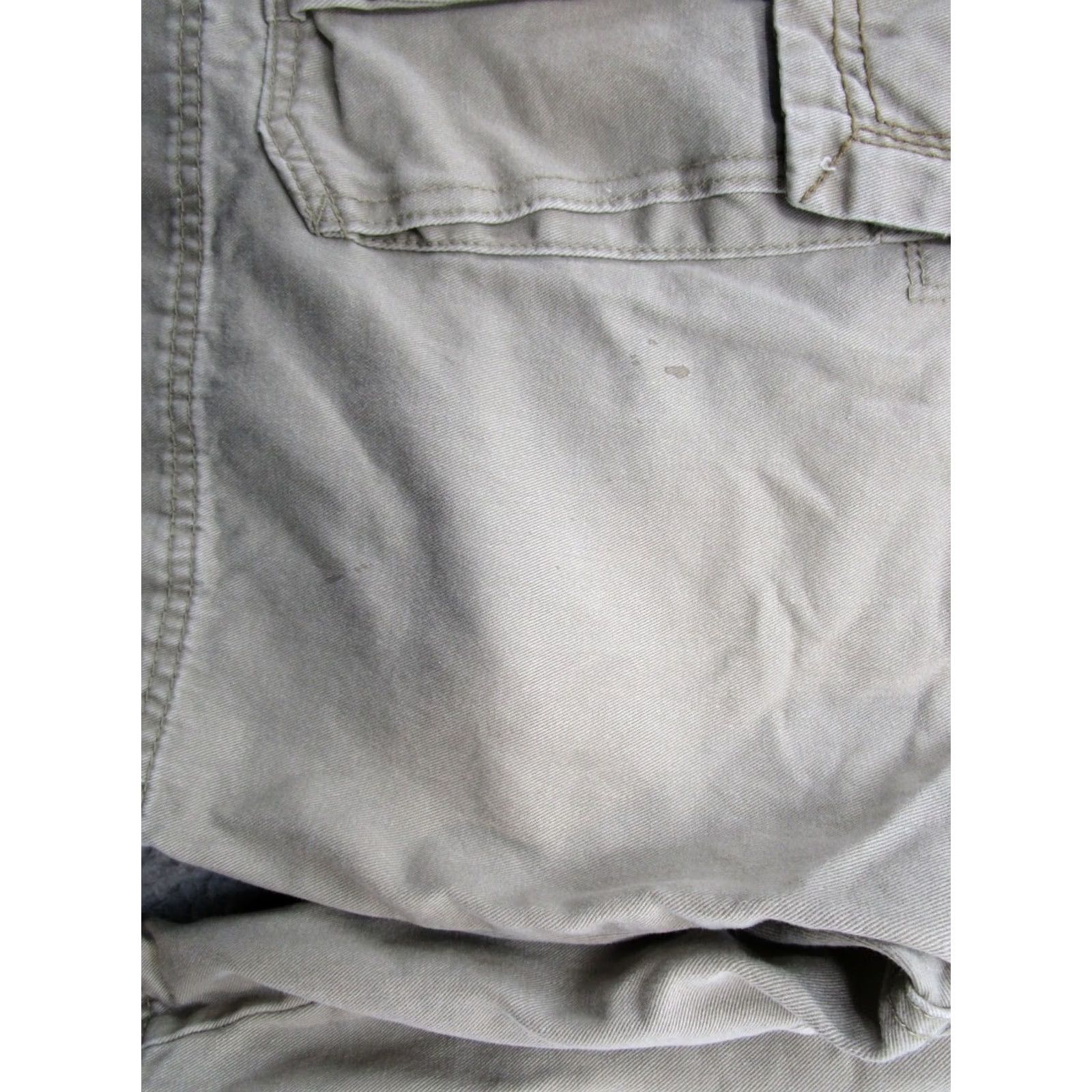 Vintage UNIONBAY Cargo Shorts Mens Beige Y2K Casual Mid Rise Size 36 Skater Grunge Size US 36 / EU 52 - 3 Thumbnail