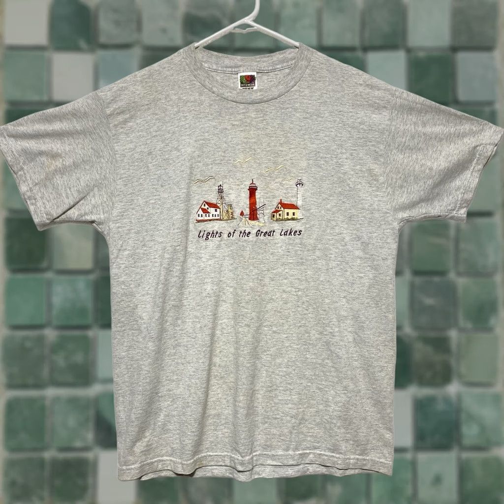 Greats VINTAGE Lights Of The Great Lakes Embroidered Graphic T-Shirt Men L Blue READ Size US L / EU 52-54 / 3 - 1 Thumbnail