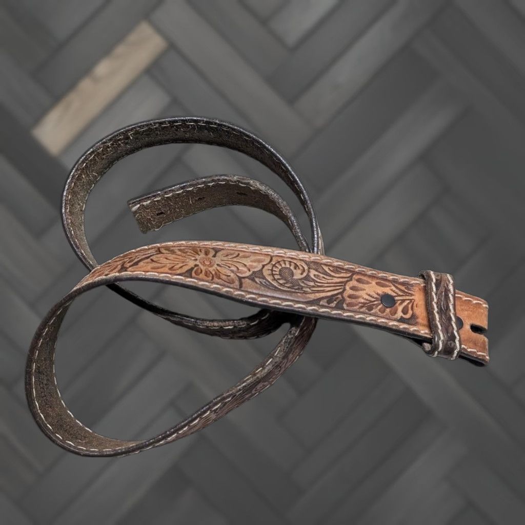 Tony Lama VINTAGE Tony Lama belt TOOLED cowhide leather Western Belt 36 Brown Eagle belt Mens XS? wait Size 36 - 1 Thumbnail