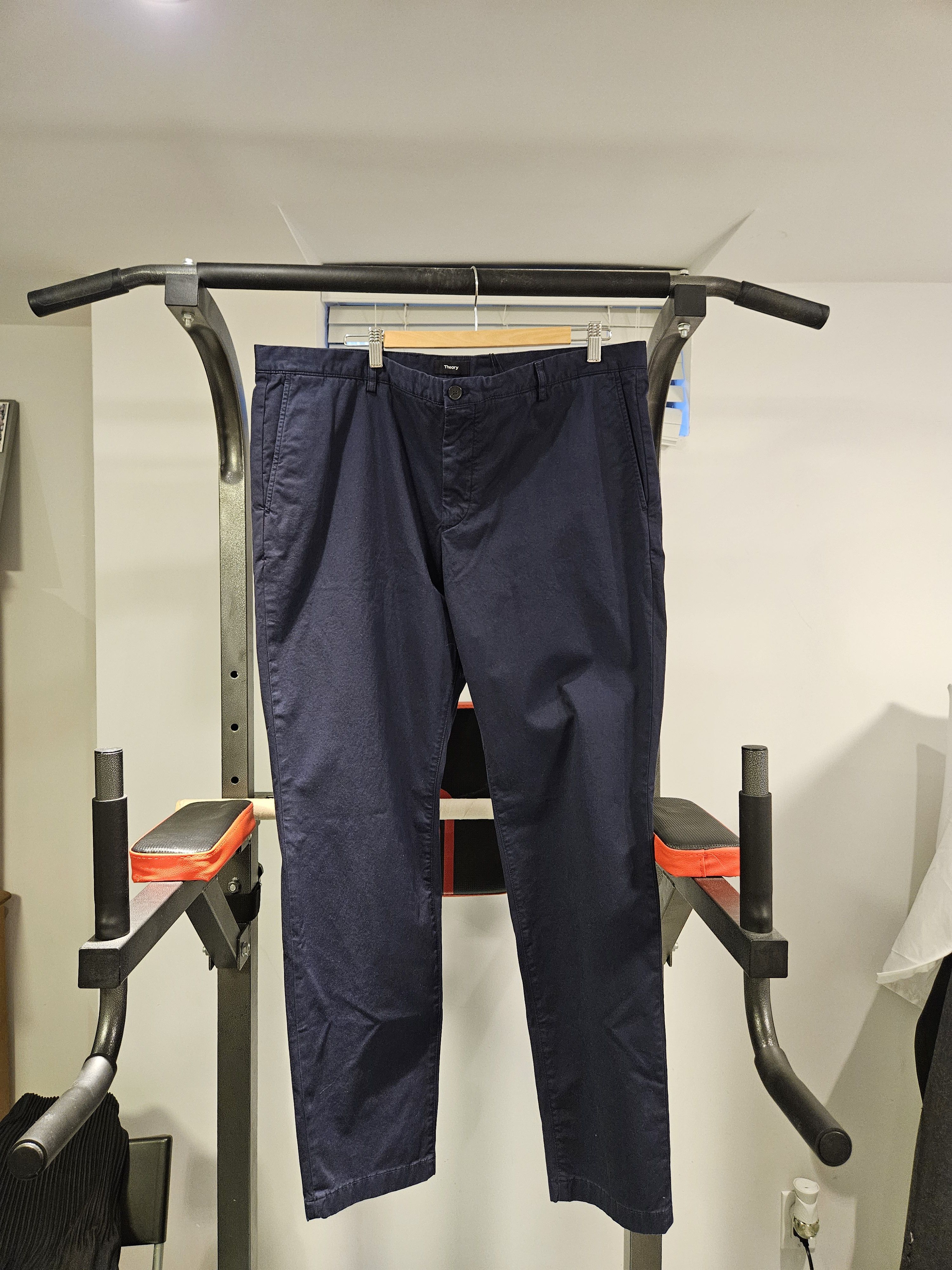 Theory (Final Sale) Theory Navy Zaine Pants Size 40 Size US 40 / EU 56 - 4 Thumbnail