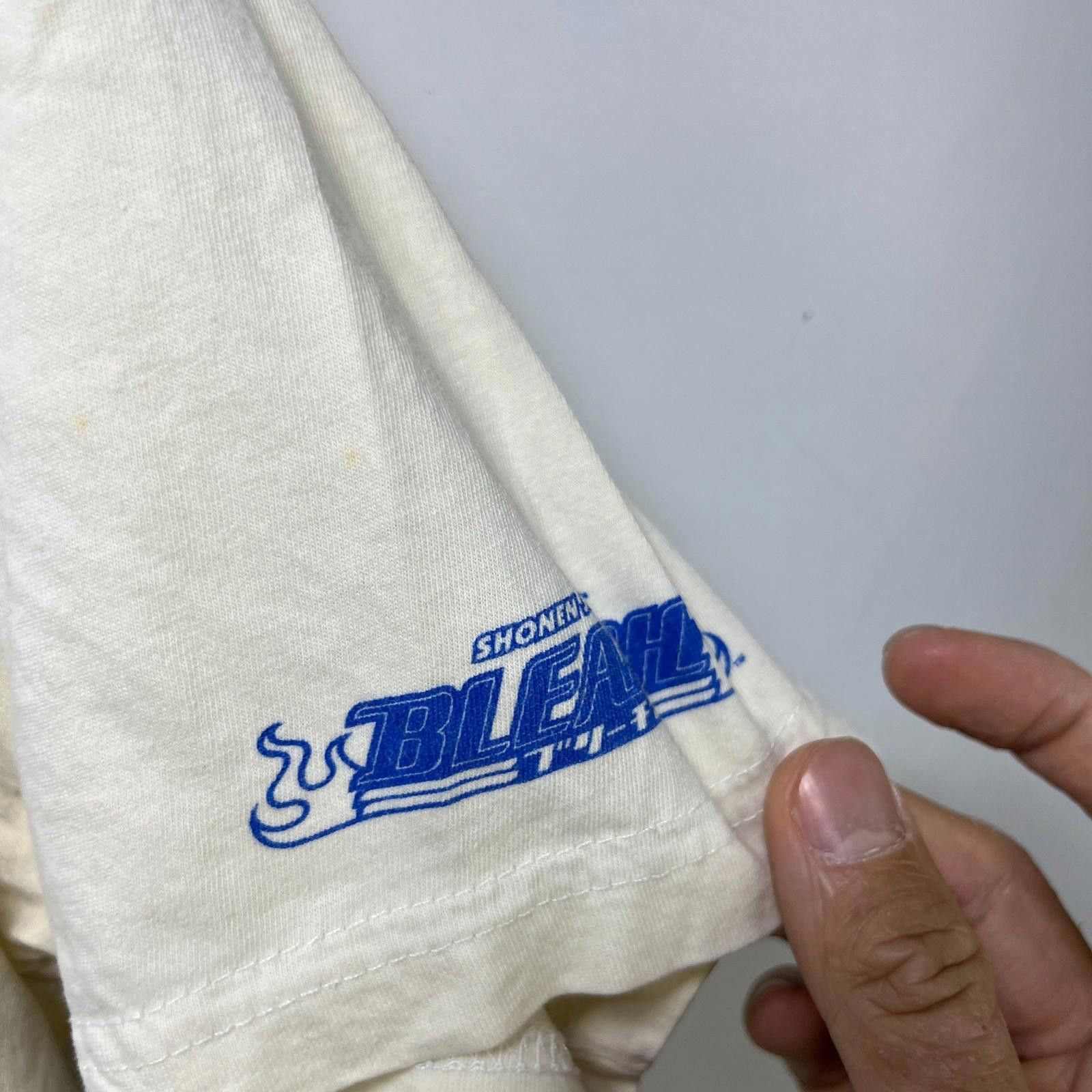 Vintage Vintage Bleach Shonen Jump Manga Anime Y2K T Shirt Large Size US L / EU 52-54 / 3 - 5 Thumbnail