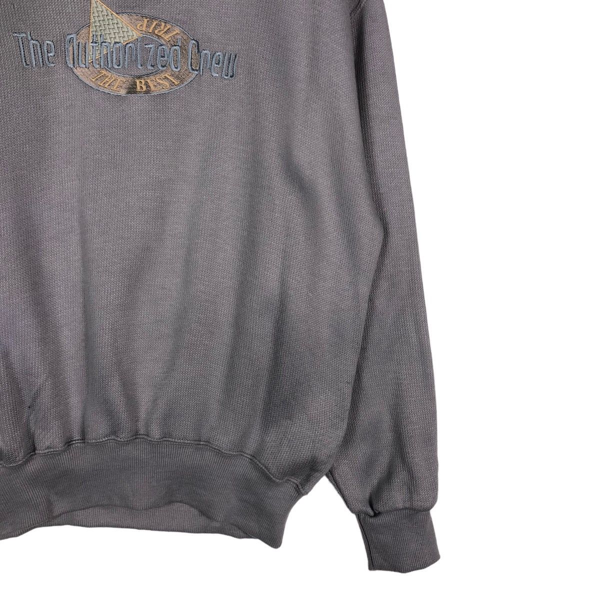 Japanese Brand 🔥Vintage Sweatshirt The Authrized Crew Embroidered Big Logo Size US M / EU 48-50 / 2 - 4 Thumbnail