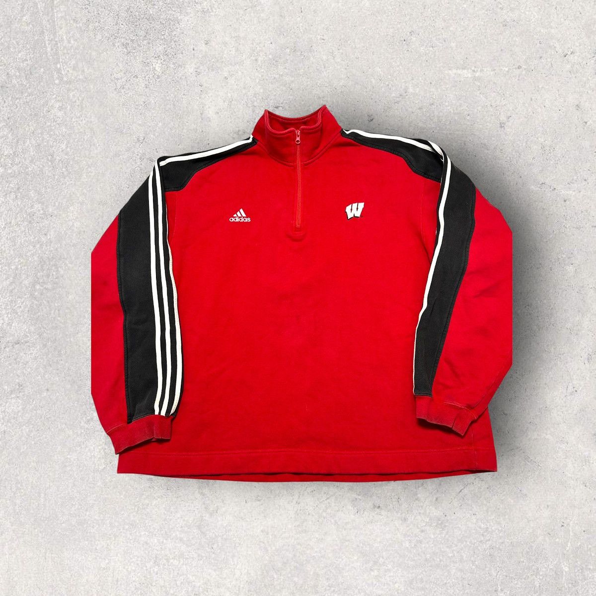 NCAA Vintage Wisconsin Badgers sweatshirt Size US XXL / EU 58 / 5 - 1 Thumbnail
