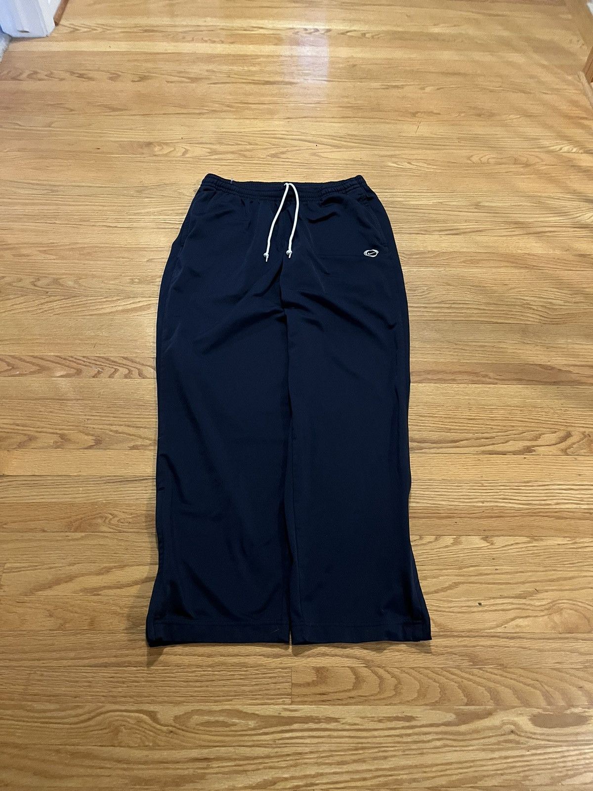 Nike × Vintage Vintage Baggy Navy Blue Nike Trackpants sz L (y2k grunge) Size US 34 / EU 50 - 1 Thumbnail