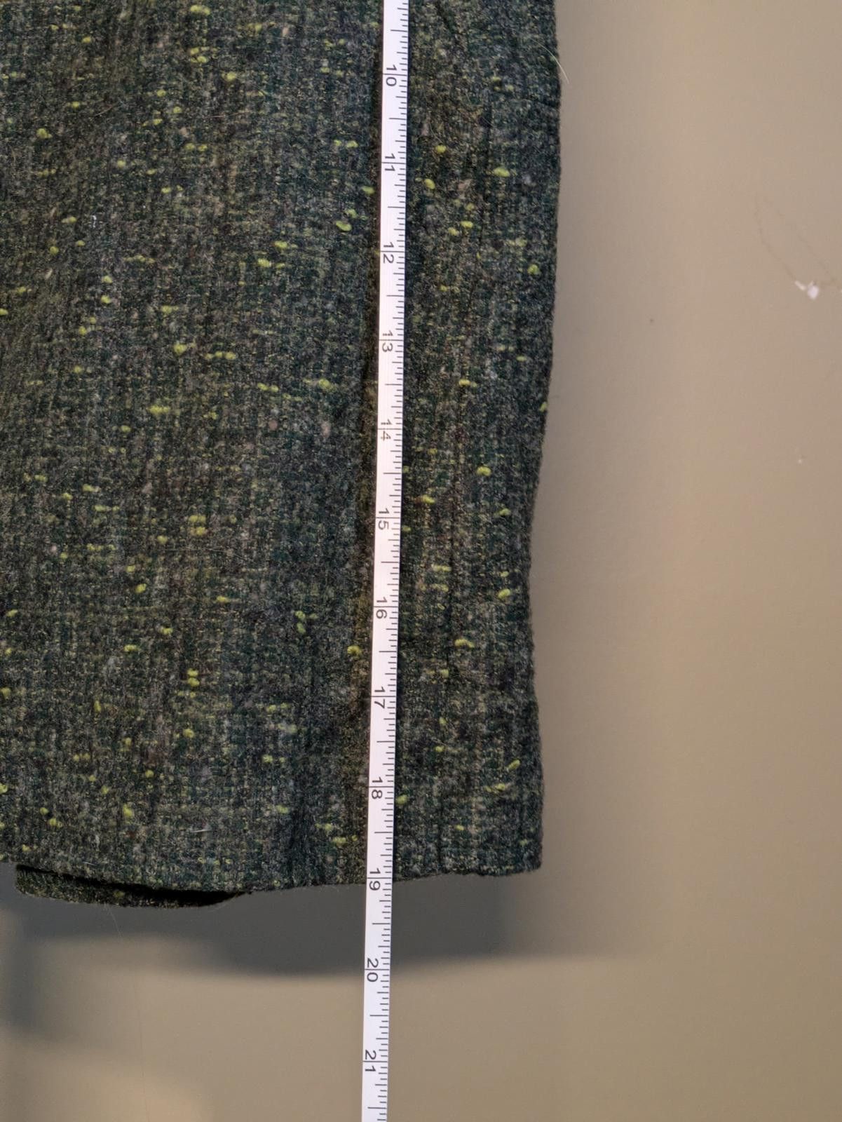 Elie Tahari Elie Tahari Wool Skirt Colorful Lined Ruffle Green L 8 10 Size 36" / US 14 / IT 50 - 7 Thumbnail
