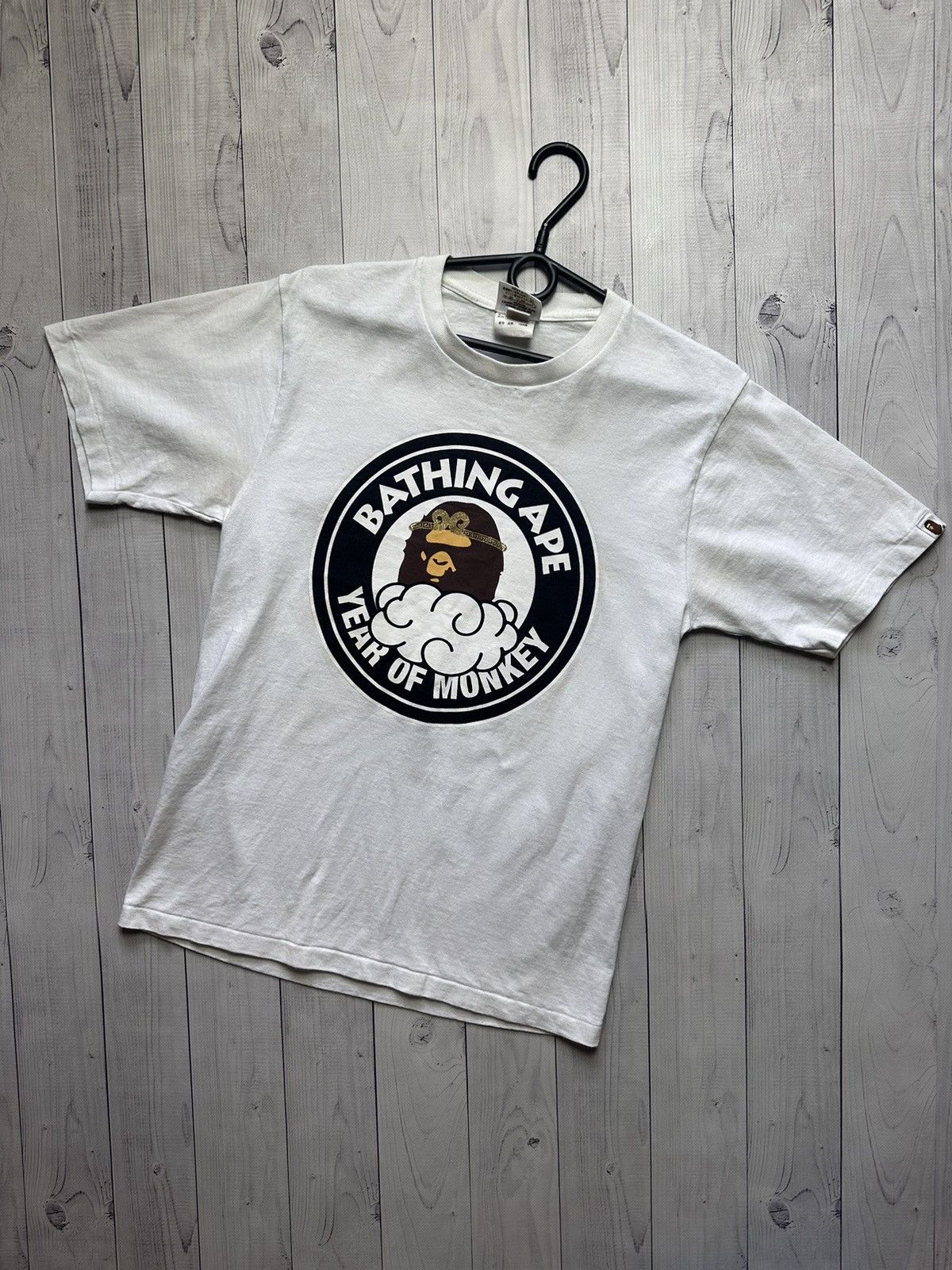 Bape bape tee monkey size S logo rare Size US S / EU 44-46 / 1 - 1 Thumbnail