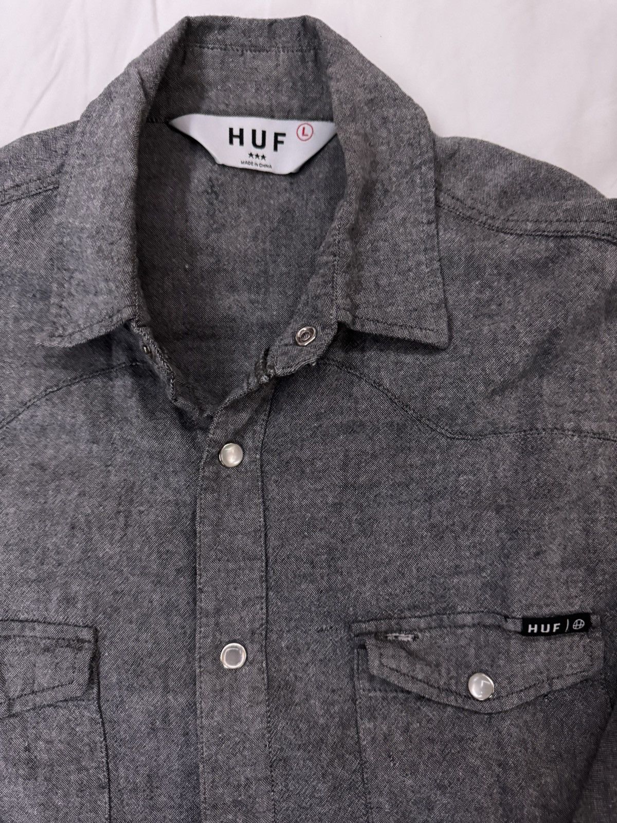 Huf 2011 HUF LA grey button-up long sleeve Size US L / EU 52-54 / 3 - 2 Thumbnail