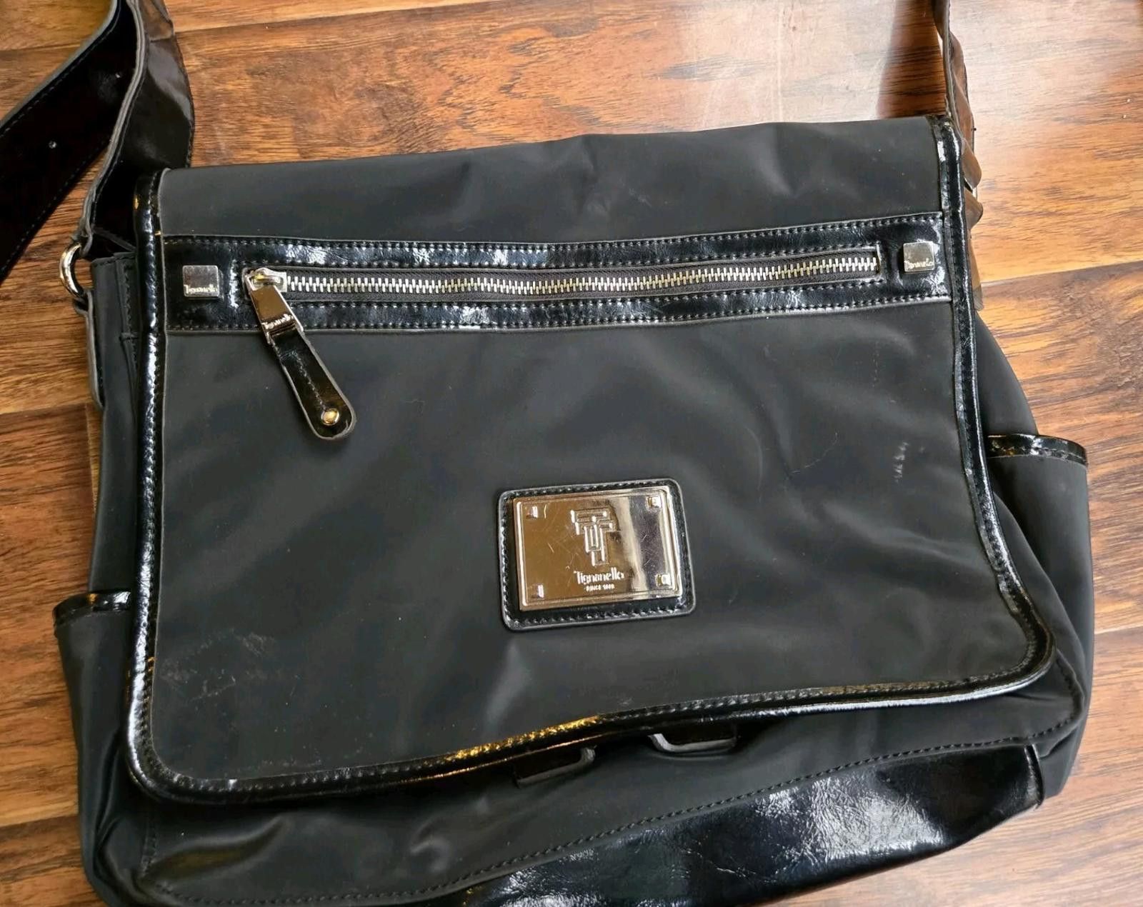 Other Tignanello Messenger Shoulder Bag Black Yellow Interior Lap Size ONE SIZE - 4 Thumbnail