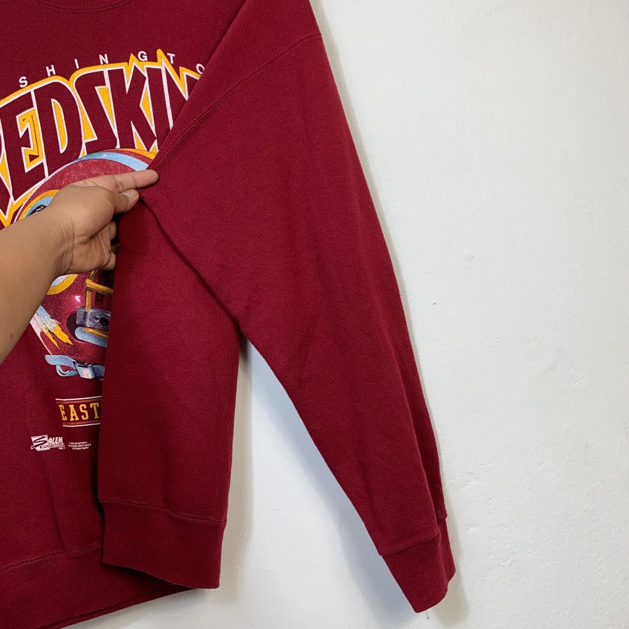 Salem Sportswear VINTAGE NFL WASHINGTON REDSKINS Crewneck Sweatshirt Helmet Size US L / EU 52-54 / 3 - 6 Thumbnail