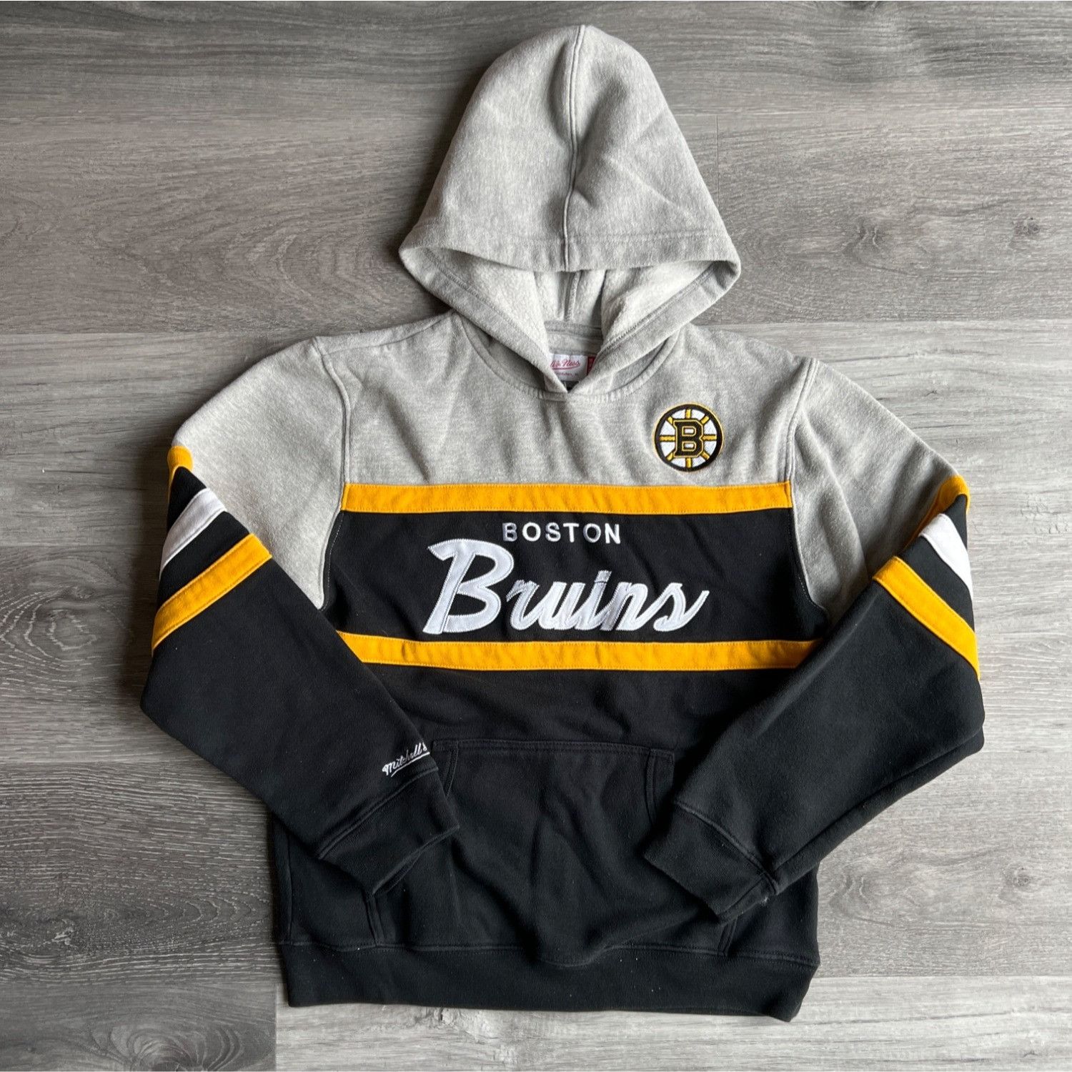 Mitchell & Ness Men's Boston Bruins NHL Mitchell & Ness Head Coach Pullover Size US L / EU 52-54 / 3 - 1 Thumbnail