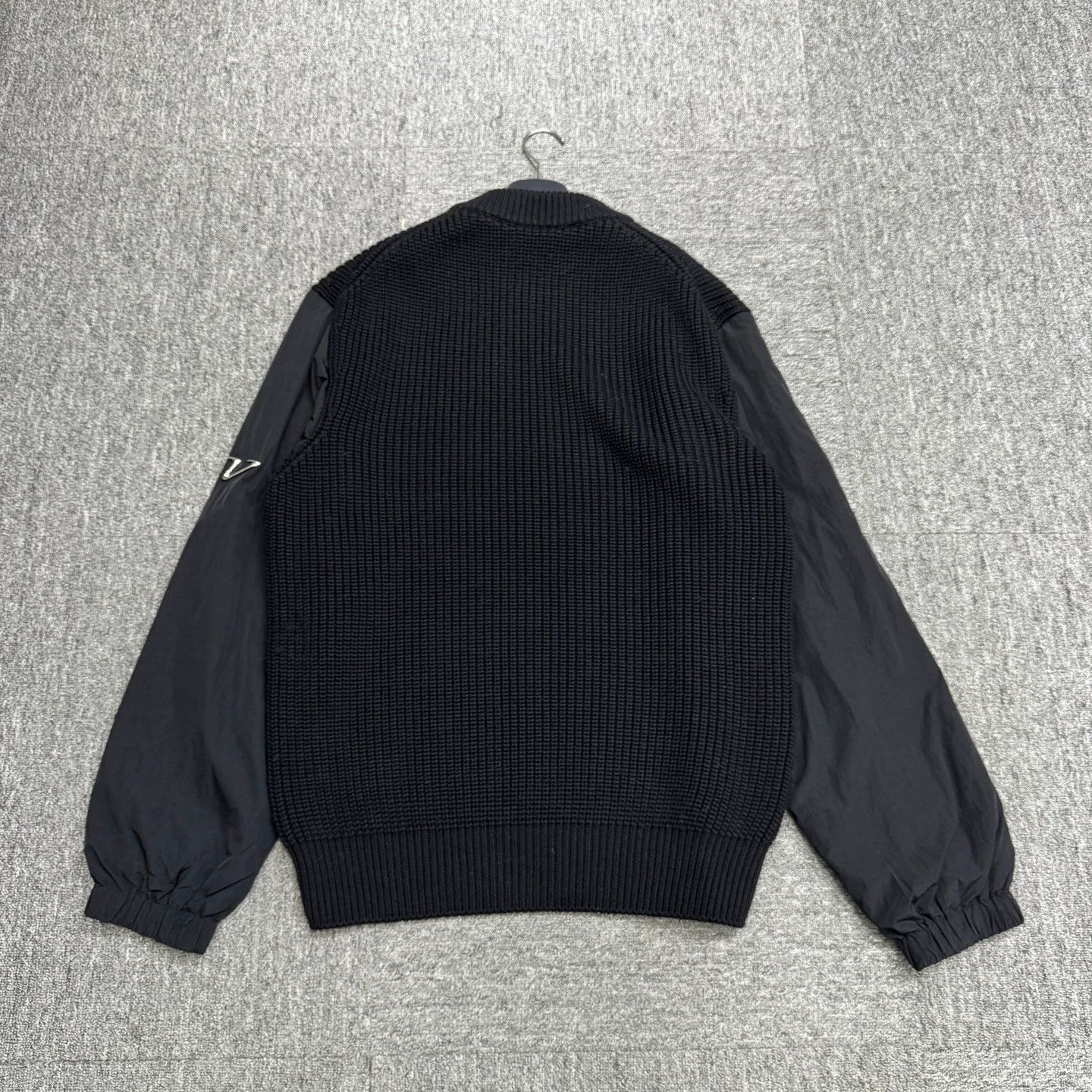 Louis Vuitton LV 2054 Nylon-Wool Knit Sweater XL 98 New (No Tag, Snags) Size US XL / EU 56 / 4 - 5 Thumbnail