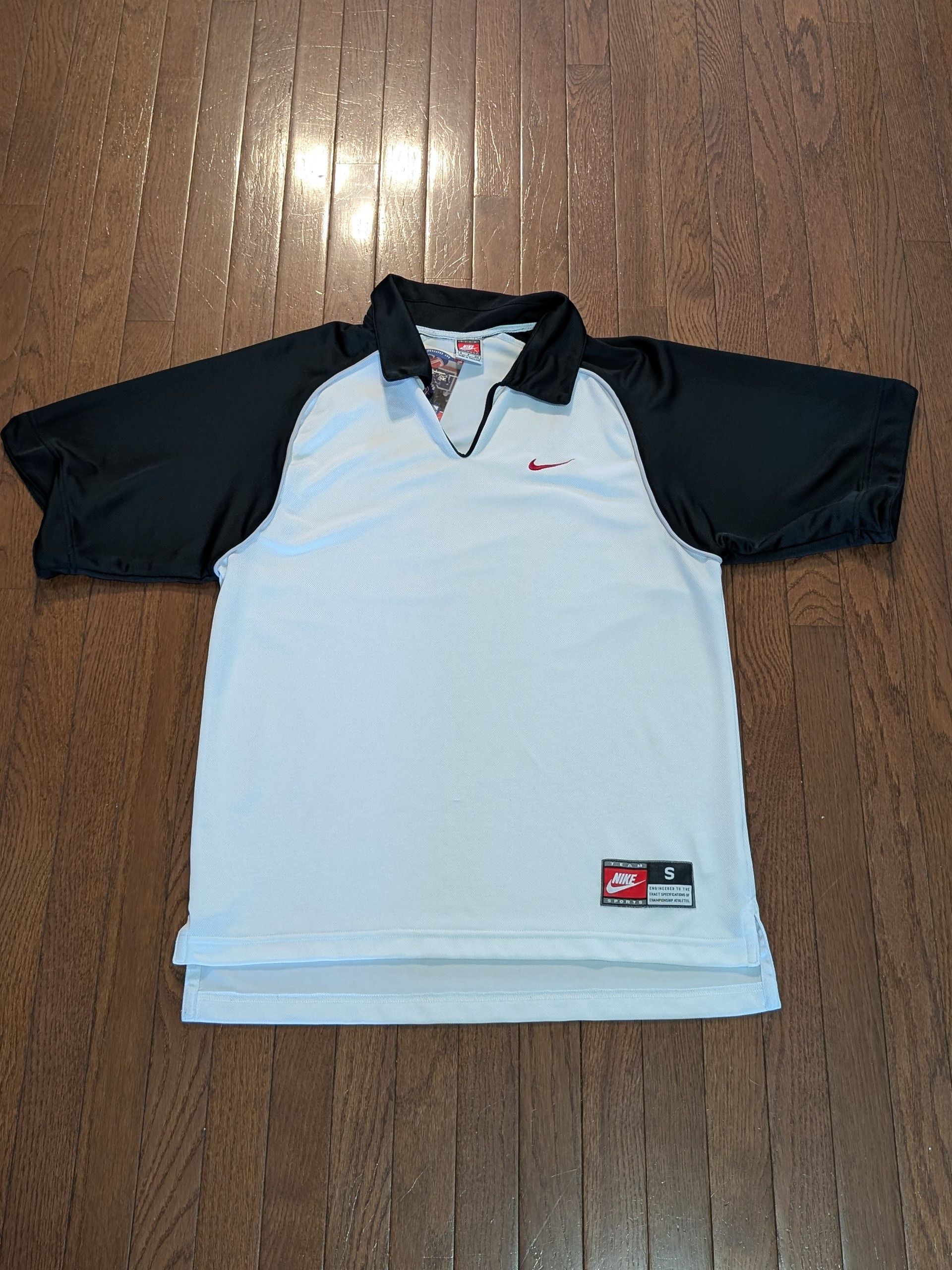 Nike 90's Team Nike Athletic Polo - Size S (Fits M/L) Size US M / EU 48-50 / 2 - 1 Thumbnail