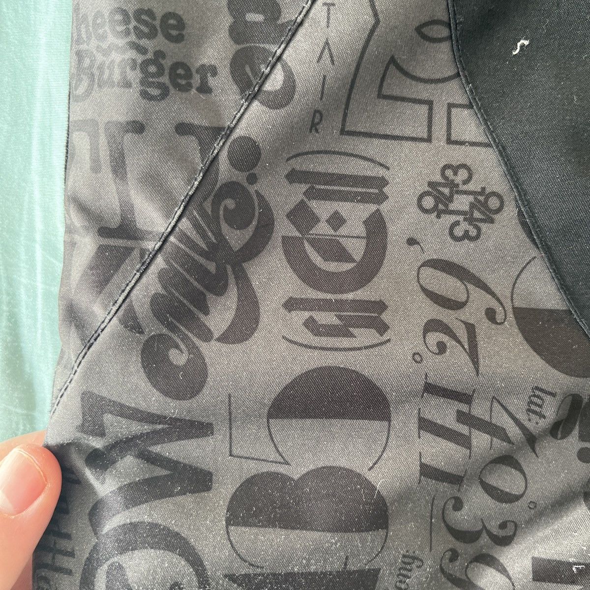DC DC snowboard jakcet Size US S / EU 44-46 / 1 - 3 Thumbnail