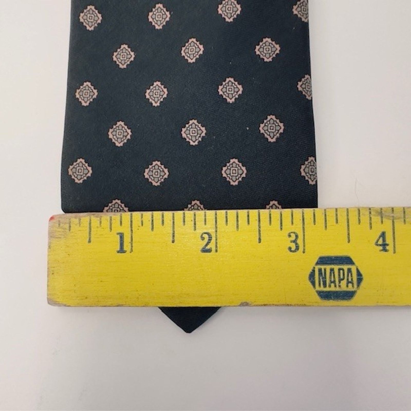 Other Reis of New Haven Men's VINTAGE 100% Silk Tie Handmade BLK Size ONE SIZE - 6 Thumbnail