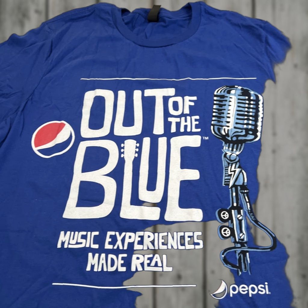 Vintage VINTAGE Pepsi Promo Tshirt Large Out Of The Blue Music Experiences Made Real Mic Cotton Size US L / EU 52-54 / 3 - 1 Thumbnail