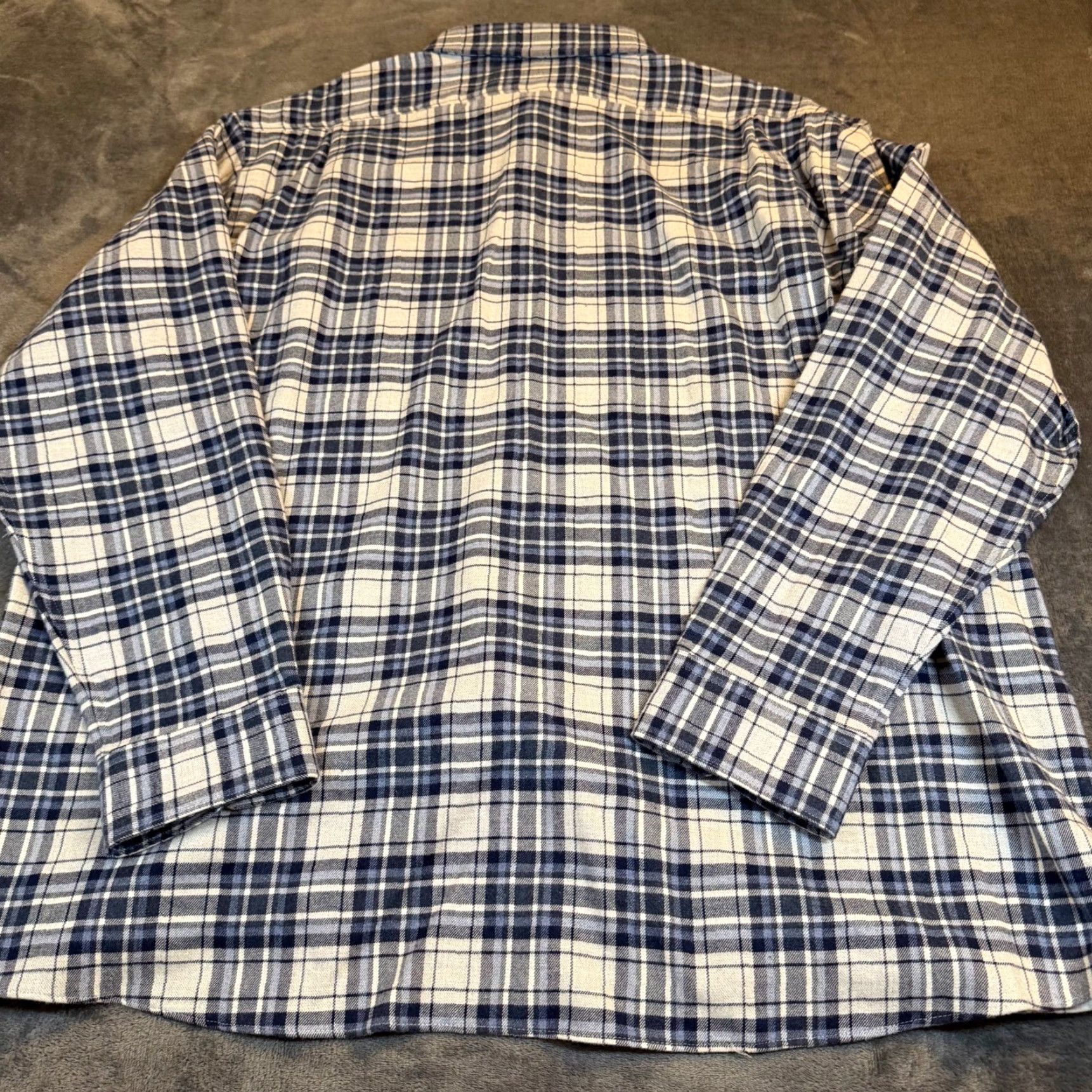 Hart Schaffner Marx Hart Schaffner Marx Canclini Blue Plaid Cotton Flannel Shirt Mens 2XL NWT Adult Regular Button-Up Long Sleeve Collared Size US XXL / EU 58 / 5 - 5 Thumbnail