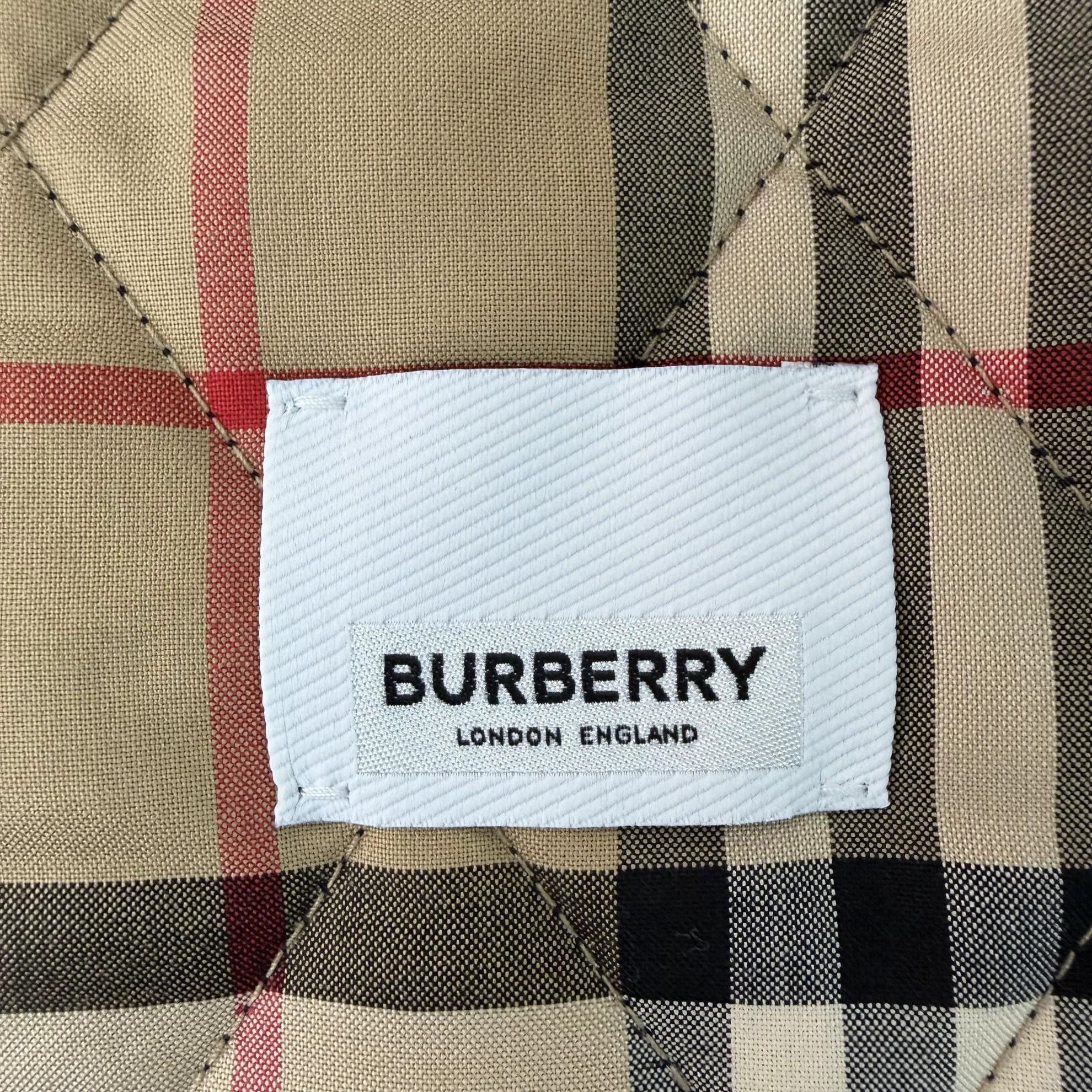 Burberry Burberry Navy Blue Diamond Quilted L Jacket Size L / US 10 / IT 46 - 7 Thumbnail