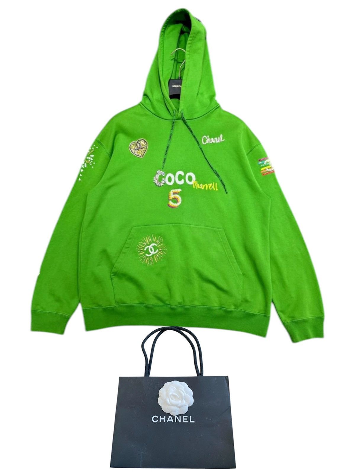 Chanel Chanel x Pharrell Williams L Embroidered Green Logo Hoodie Size US L / EU 52-54 / 3 - 1 Thumbnail
