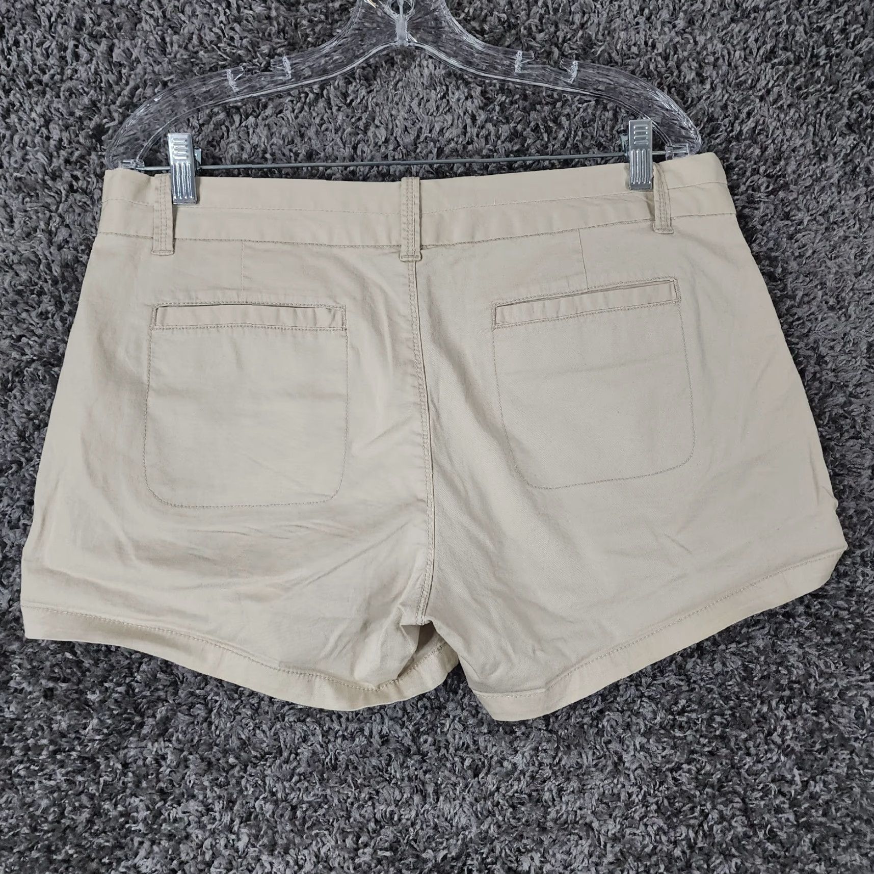 Calvin Klein Calvin Klein Short Shorts Women Beige Size 12 Regular Waist 34 in Chino 90s? Not specified. Size 34" / US 12 / IT 48 - 5 Thumbnail