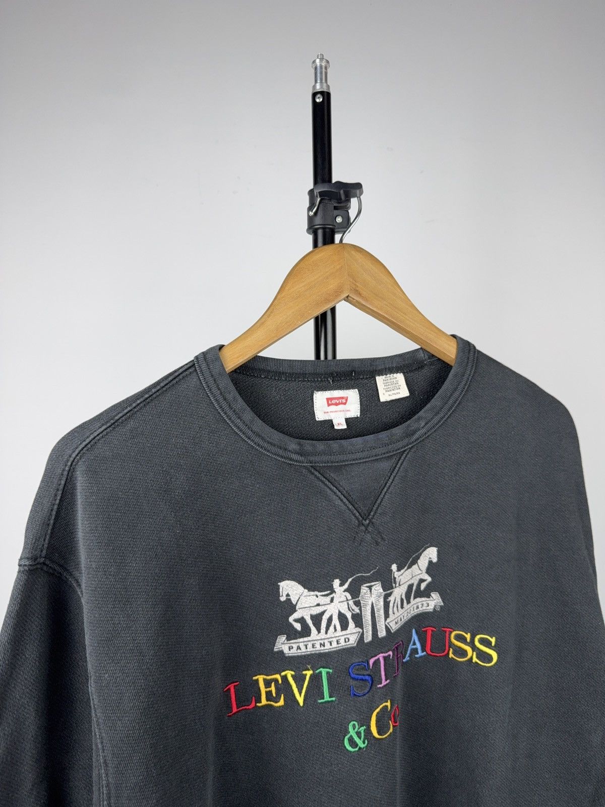 Levi's Vintage 00s USA Western Levi’s Embroidered Logo Sweatshirt Size US XL / EU 56 / 4 - 3 Thumbnail