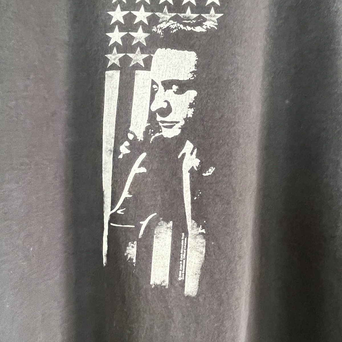 Band Tees VINTAGE JOHNNY CASH FADED TSHIRT ROCK TEES COPYRIGHT 2005 Size US L / EU 52-54 / 3 - 8 Thumbnail