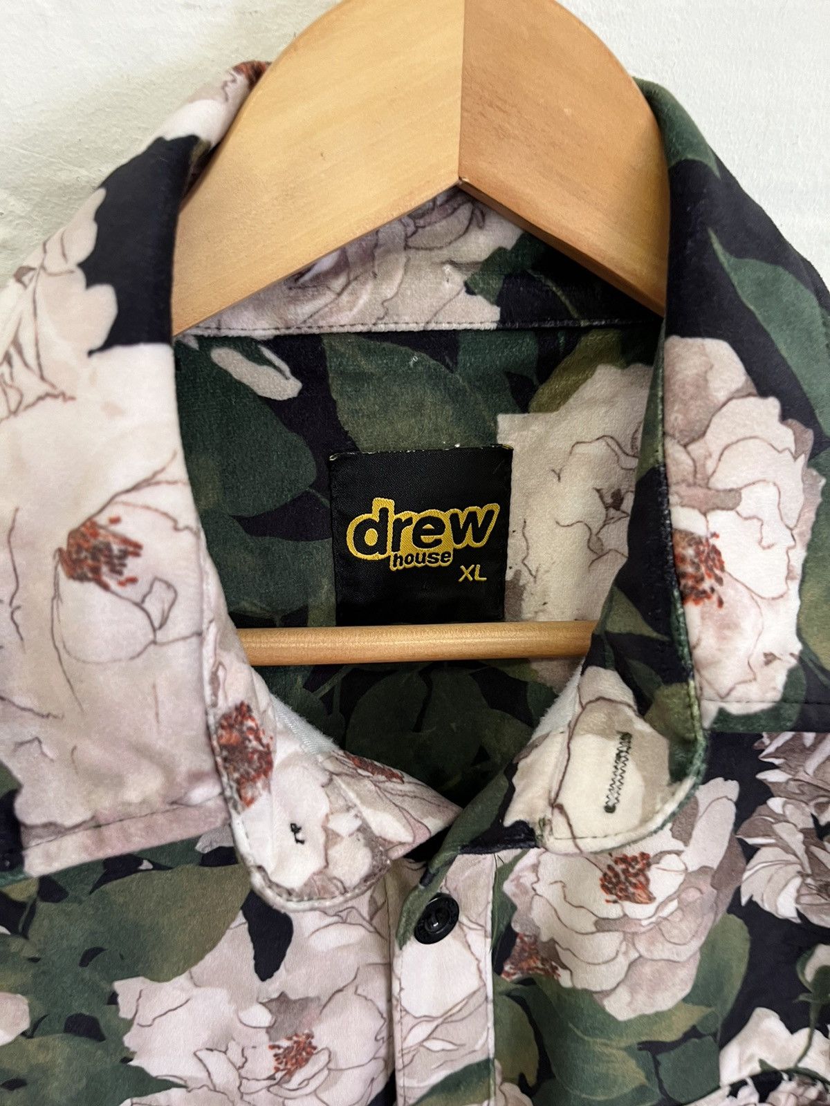 Drew House Drew House Iceberg Rose Velvet Button Up Shirt Size US XL / EU 56 / 4 - 3 Thumbnail