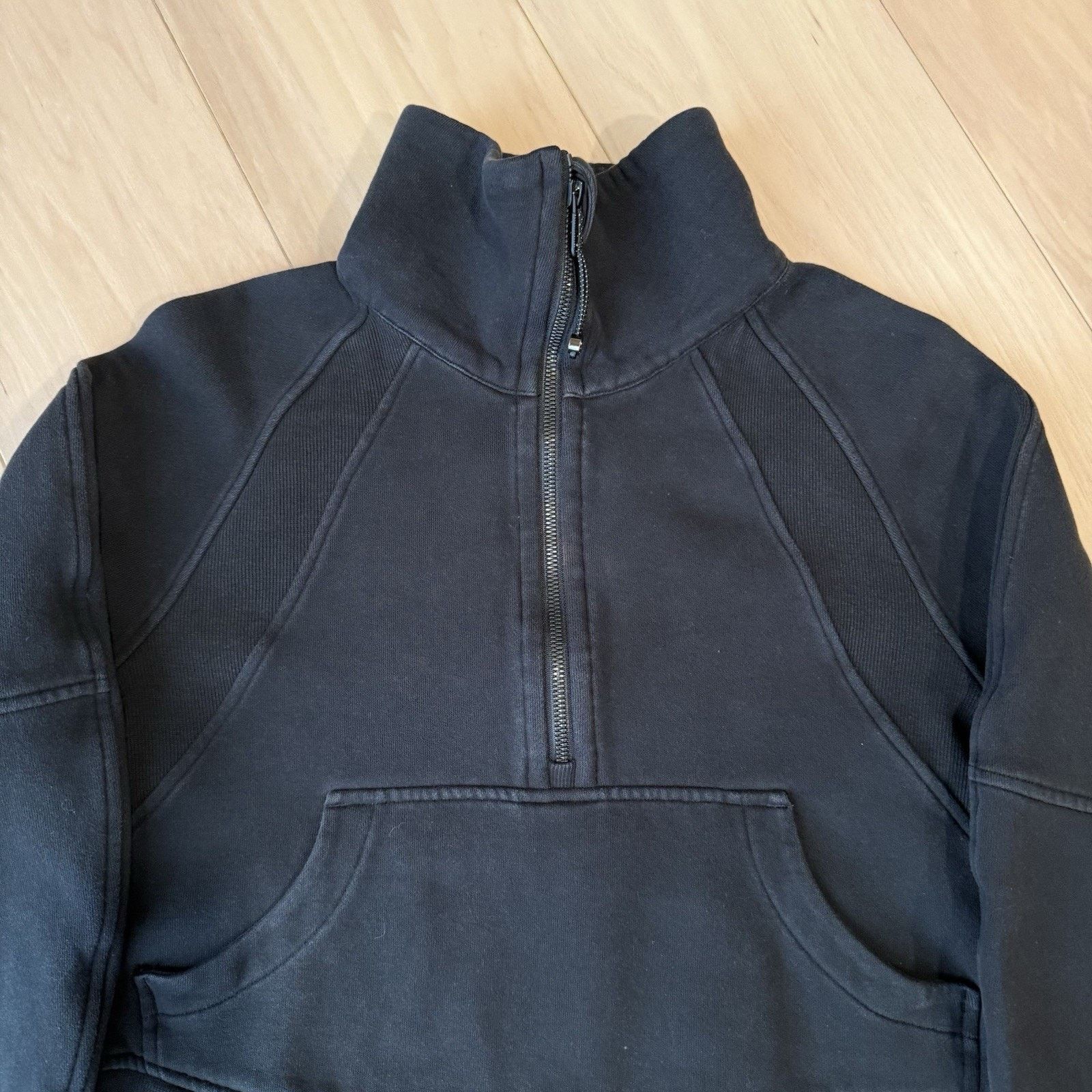 Lululemon Lululemon Scuba Funnel Neck Half Zip Pullover S Black Fleece Size S / US 4 / IT 40 - 4 Thumbnail