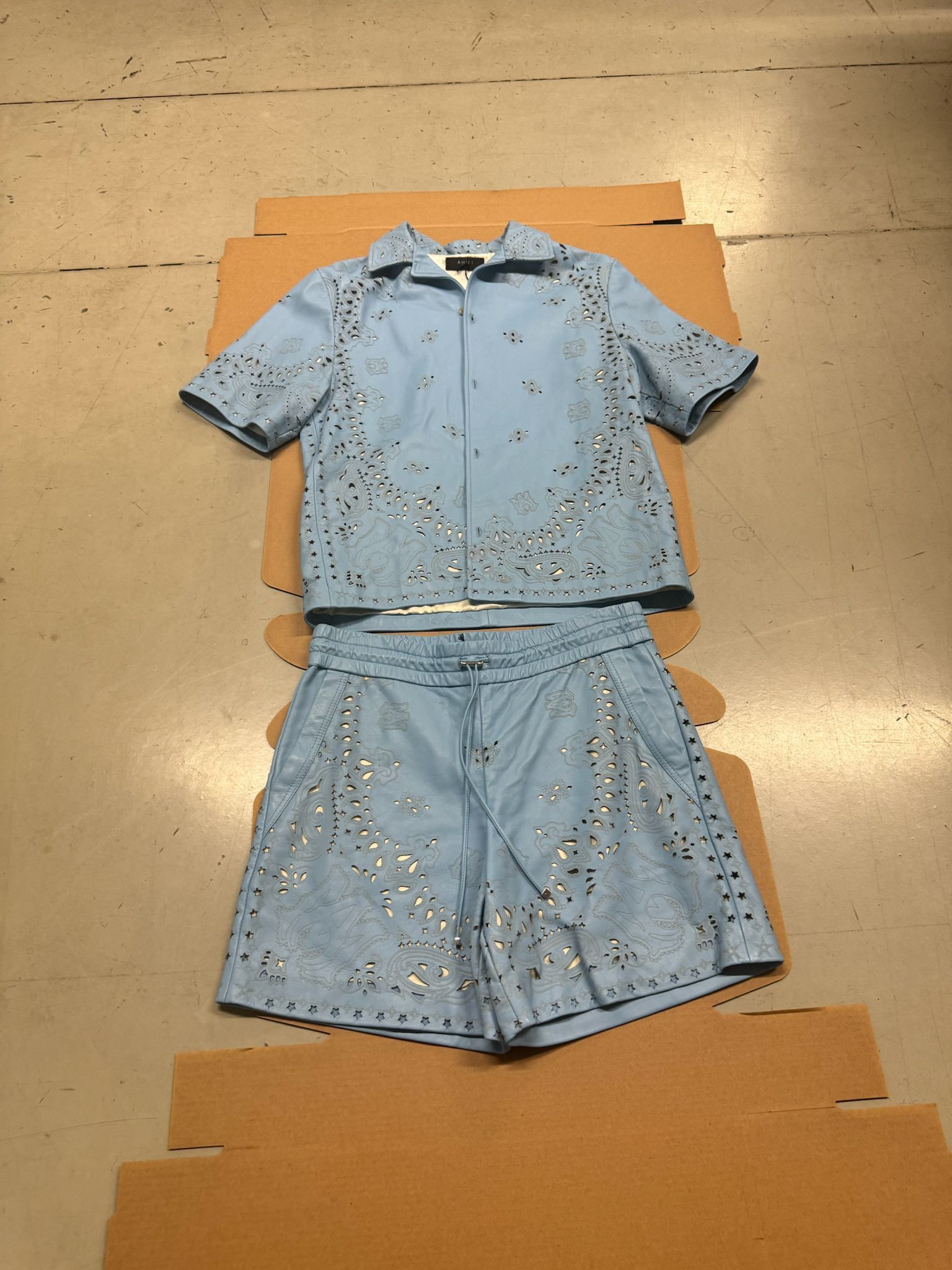 Amiri o1alsim10925 Star-Bandana Cut Out Full Set Shirt And Shorts Size US M / EU 48-50 / 2 - 14 Thumbnail