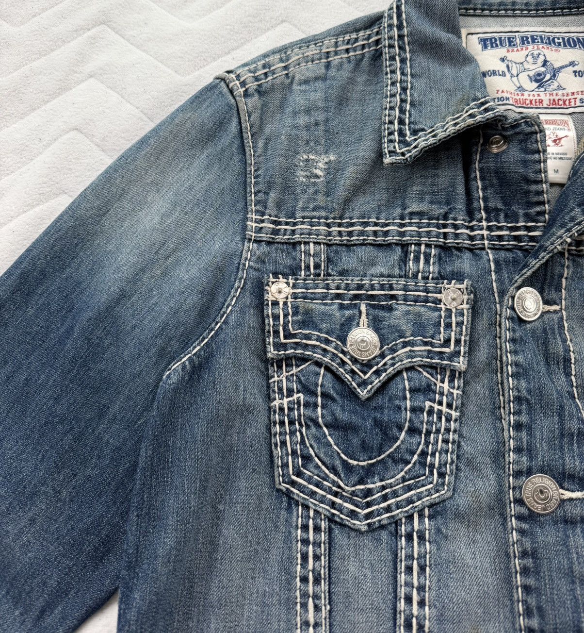 True Religion True Religion Big T Trucker Denim Jacket Blue Medium Wash Size US M / EU 48-50 / 2 - 3 Thumbnail