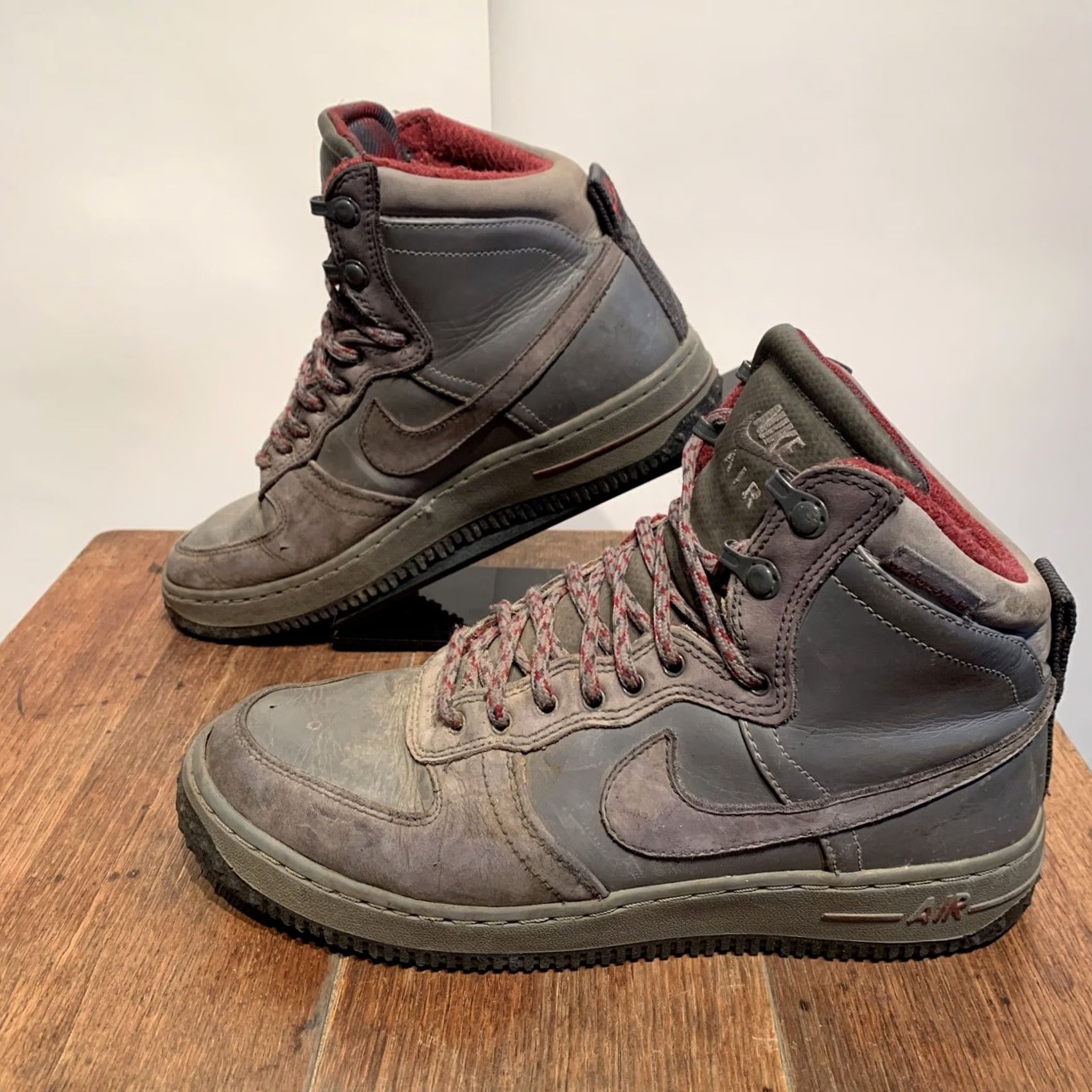 Nike Nike Air Force 1 High Men’s Sz 7 Cool Gray 537889-001 2012 Hiking Military Boot Sneakers Size US 7 / EU 40 - 3 Thumbnail