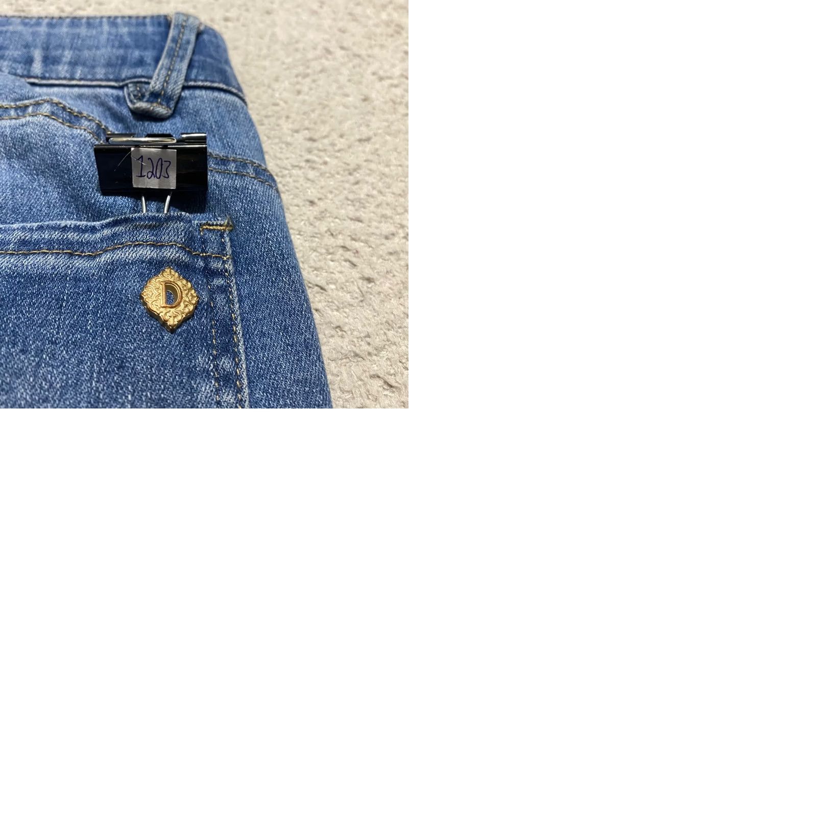 Vintage Democracy Jeans Blue Denim Medium Wash Skinny Mid Rise Womens Size 4 Slim Regular 5-Pocket Stretch Cotton Blend Size 27" / US 4 / IT 40 - 9 Thumbnail