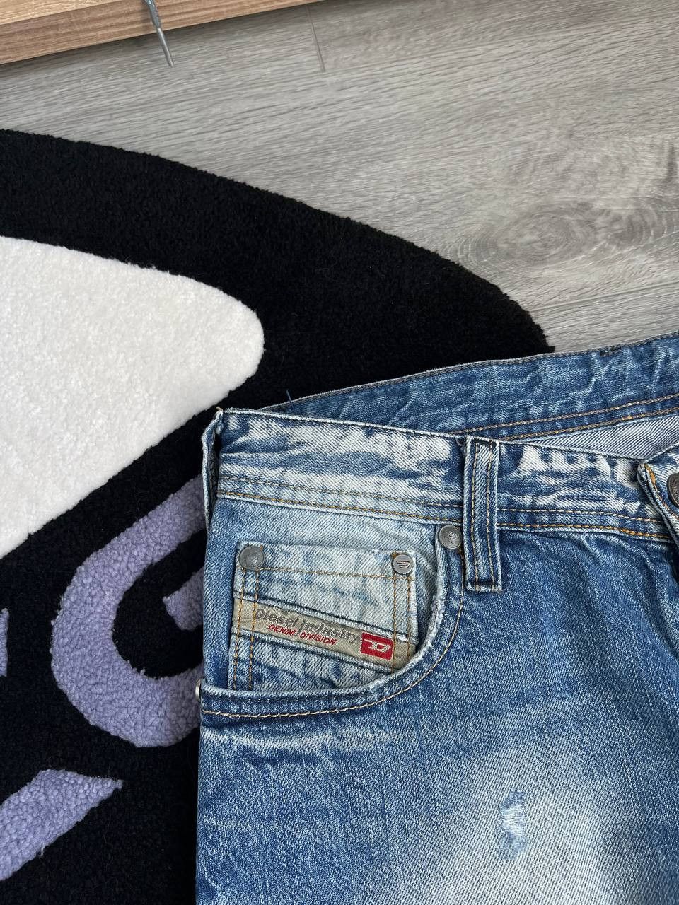 Diesel × Streetwear × Vintage vintage avant garde diesel denim jeans Size US 31 - 11 Thumbnail