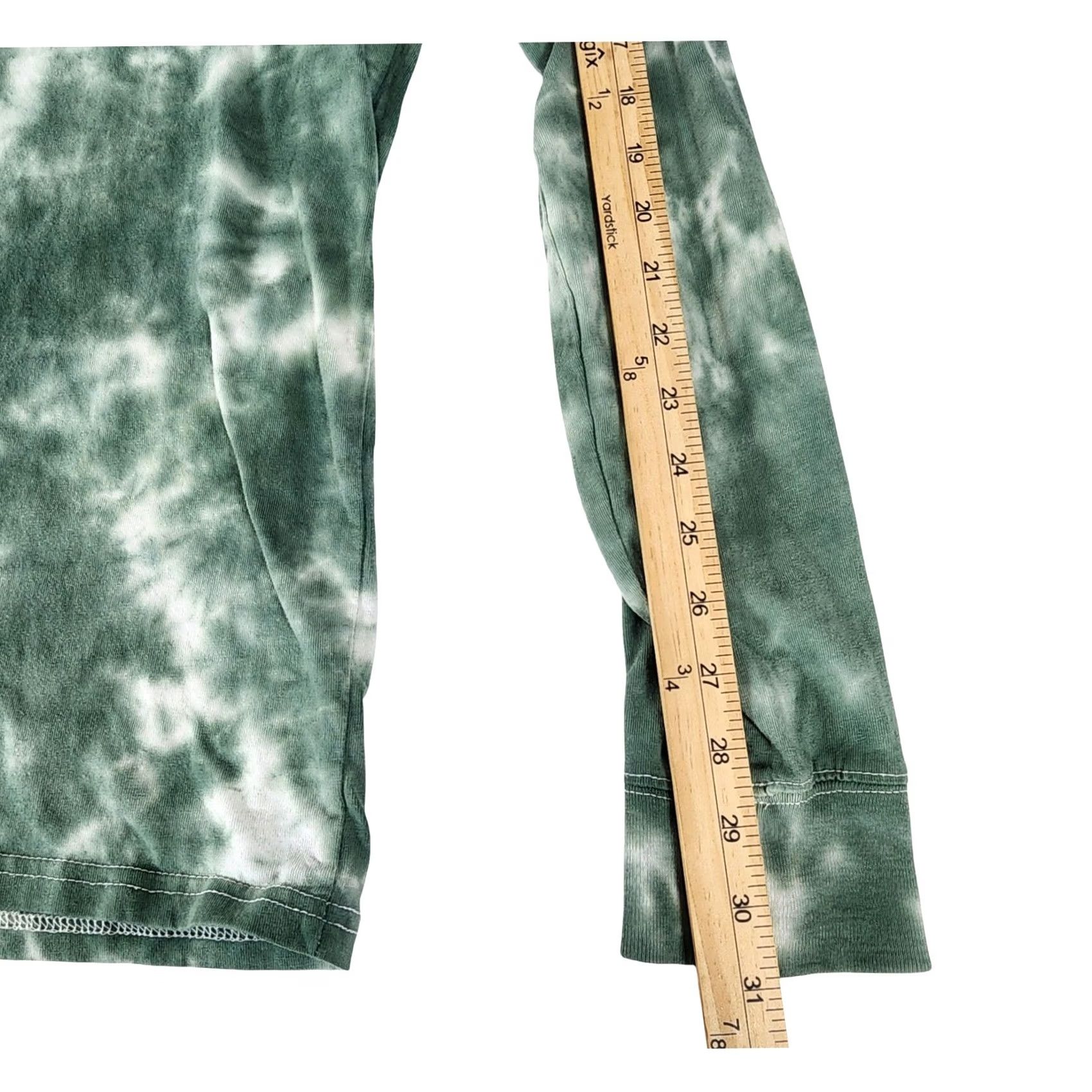 Vintage Arizona Jean Co Green Tie Dye Long Sleeve Crew Neck Graphic Tee Mens M Size US M / EU 48-50 / 2 - 7 Thumbnail