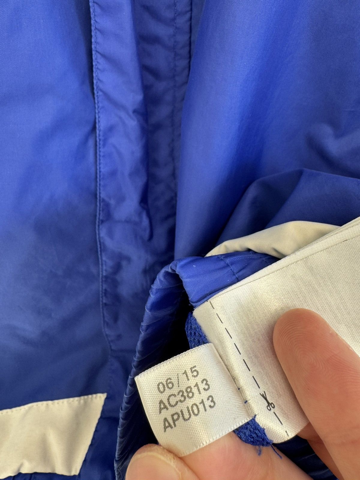 Adidas Adidas Chelsea 2015-2016 Soccer Track Jacket Football Shirt Size US S / EU 44-46 / 1 - 15 Thumbnail