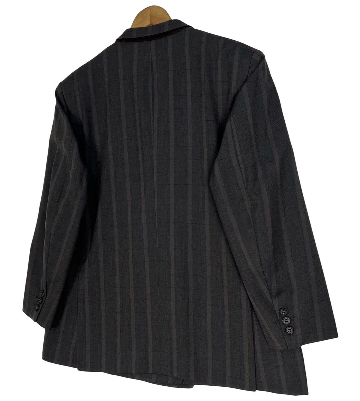 Balenciaga Vintage Balenciaga Double Breasted Blazer 90s Shadow Stripe Size US XL / EU 56 / 4 - 4 Thumbnail