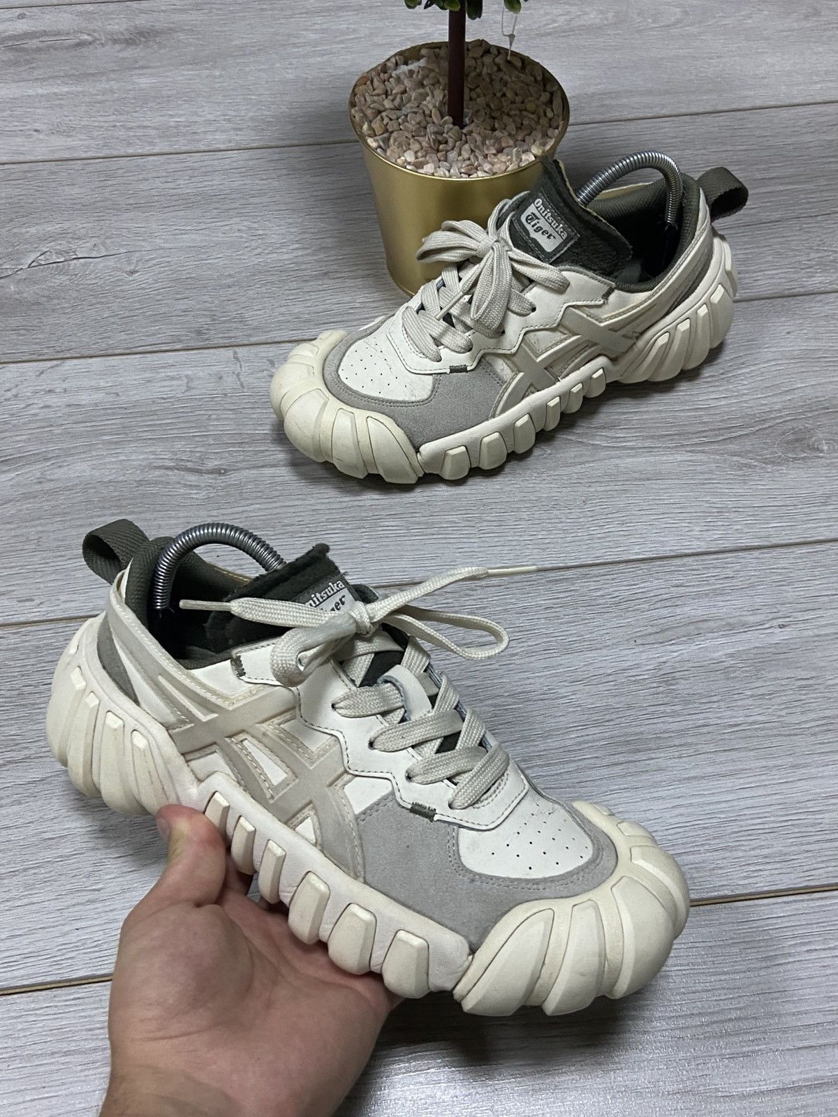 ASICS Onitsuka tiger DENTIGRE BOOT platform Oakley style