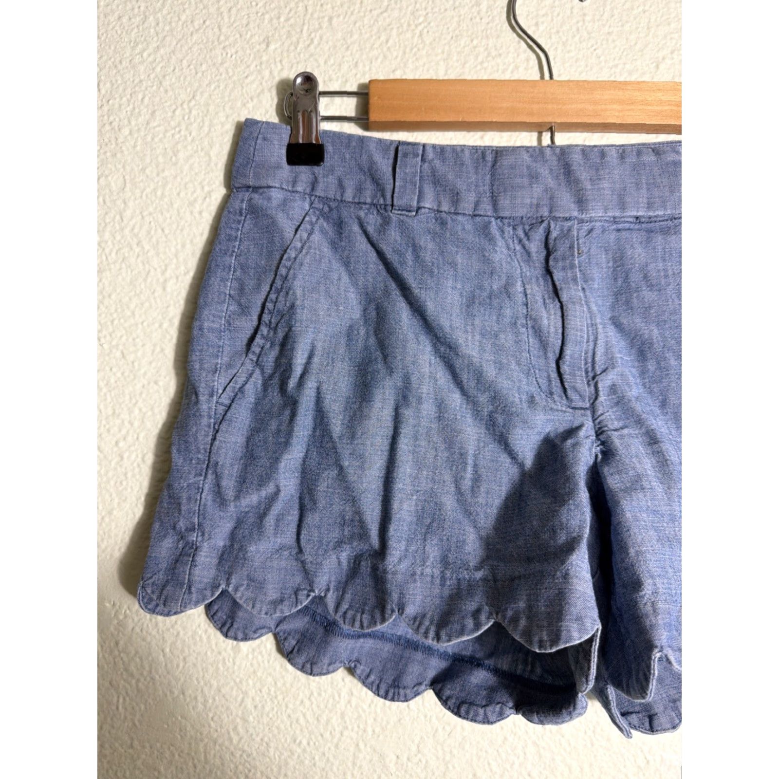 J.Crew J Crew Shorts Women Size 4 Denim Blue Chambray Cotton 30x3.5 Size 28" / US 6 / IT 42 - 2 Thumbnail