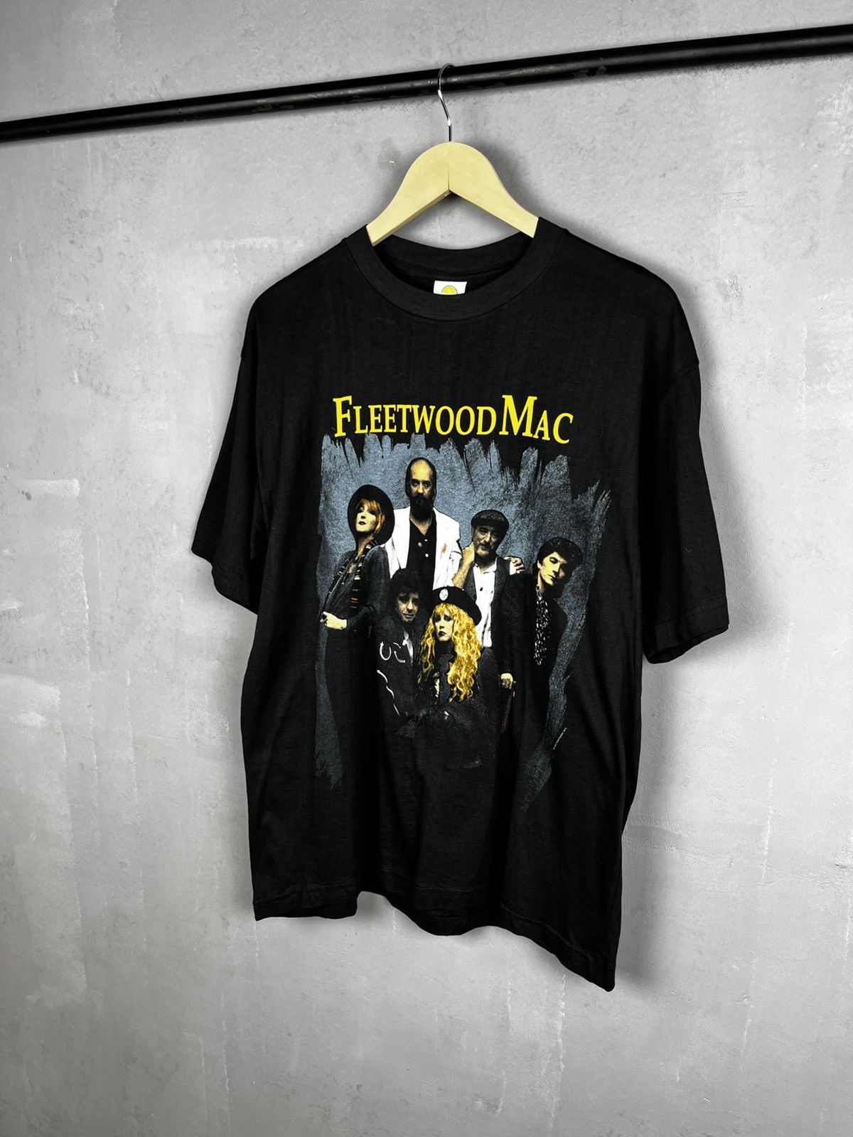 Band Tees Fleetwood Mac t shirt 1990 vintage rare Size US L / EU 52-54 / 3 - 3 Thumbnail