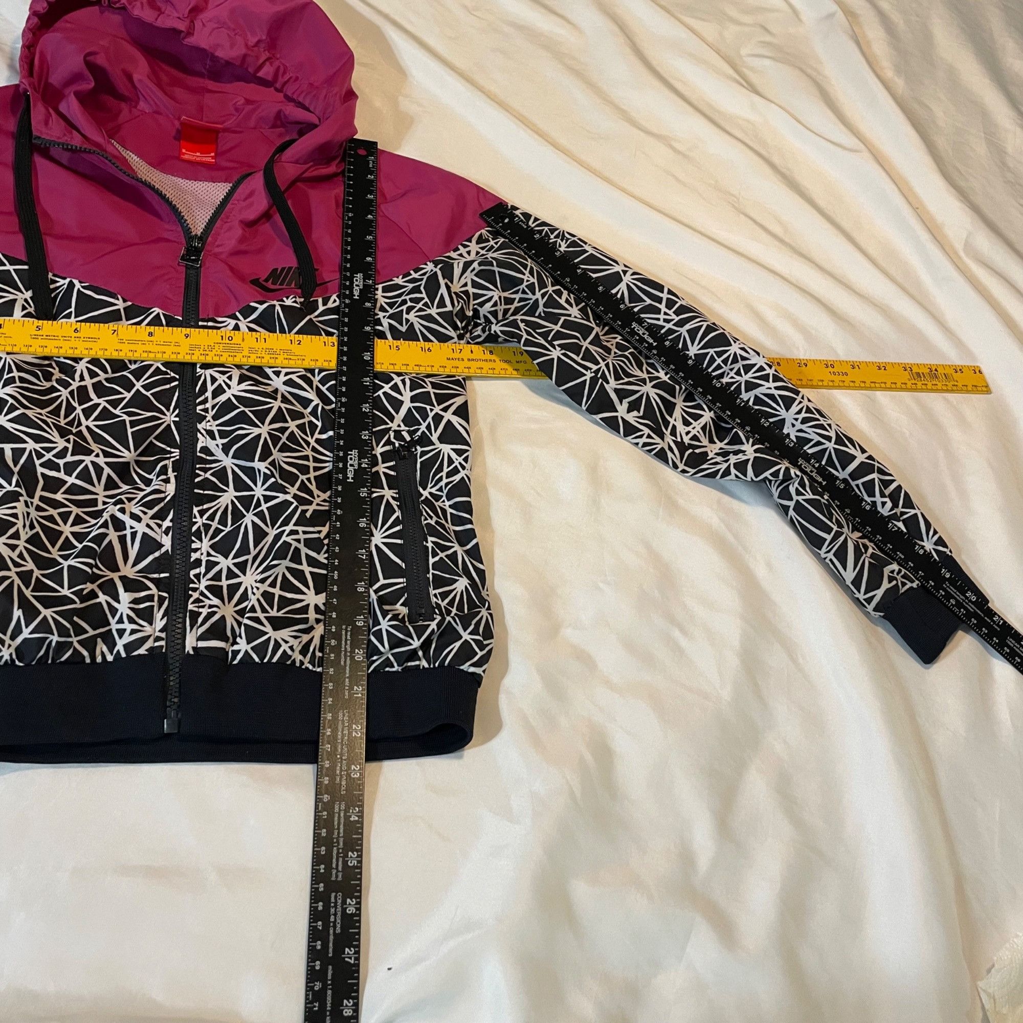 Nike Nike Womens Hooded Windbreaker Jacket Black & Pink Geometric Size M / US 6-8 / IT 42-44 - 5 Thumbnail