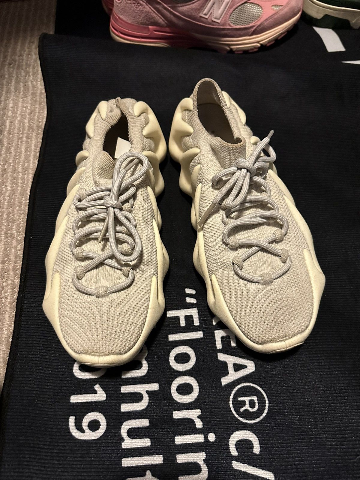 Adidas Yeezy 450 Cloud White size 10 Size US 10 / EU 43 - 5 Thumbnail
