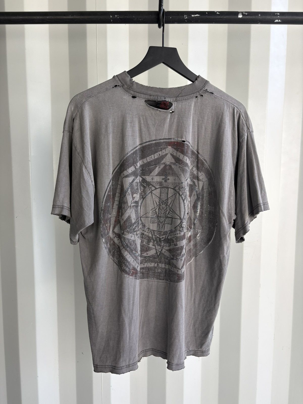 Band Tees Vintage Venom Black Metal Shirt Faded Distressed GRUNGE Size US XL / EU 56 / 4 - 3 Thumbnail