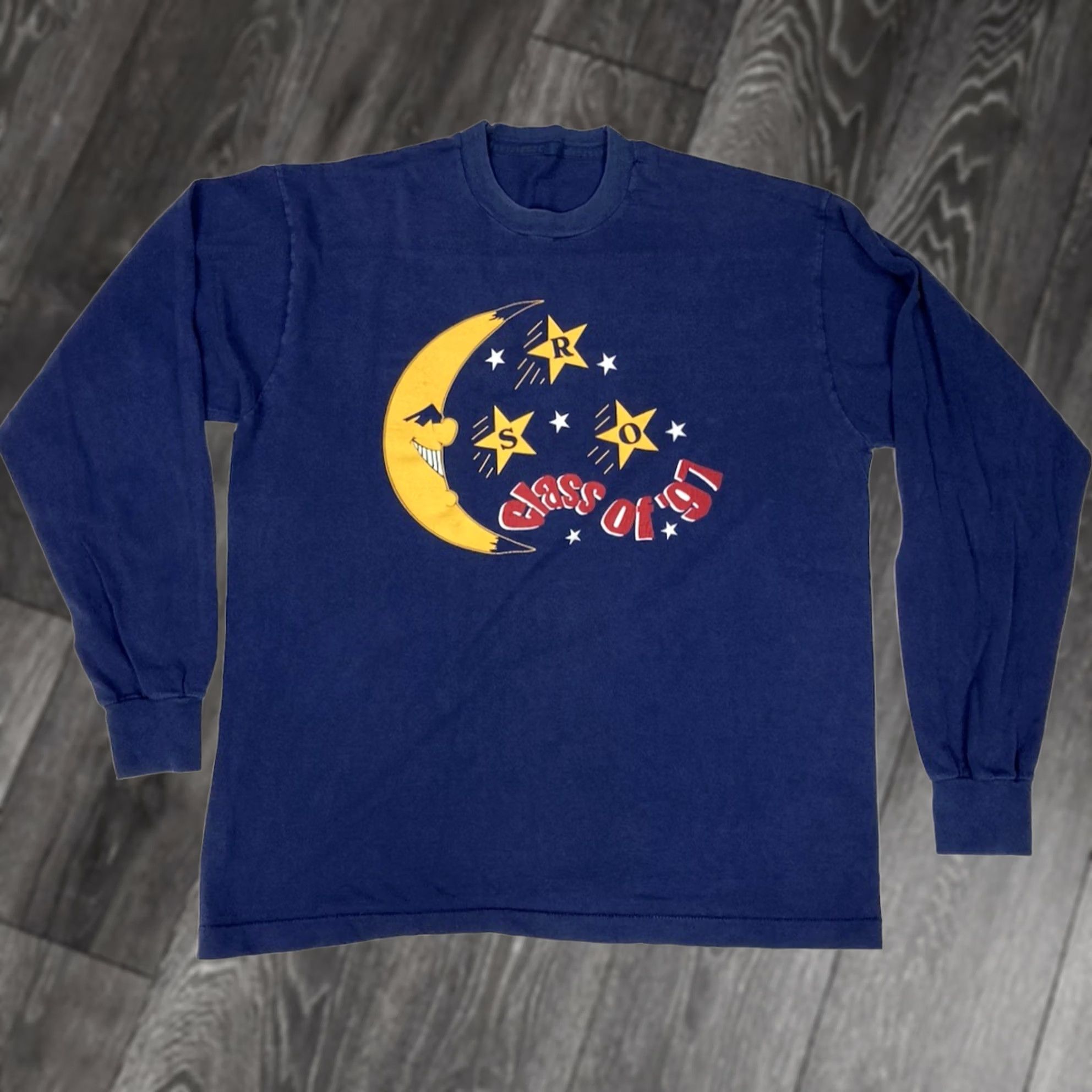 Fruit Of The Loom VINTAGE Fruit of the Loom CLASS OF 1997 Long Sleeve T-Shirt Men XL Blue 90s Graphic Print Crew Neck Size US XL / EU 56 / 4 - 1 Thumbnail