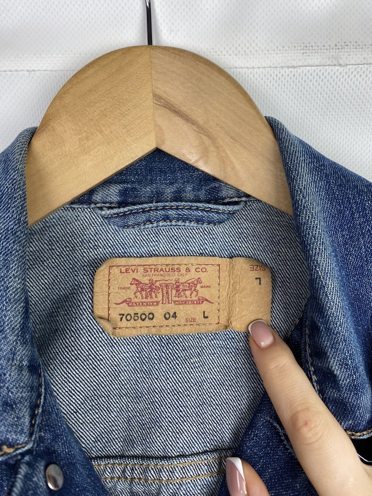 Levi's × Vintage Levis vintage ladies denim trucker jacket size L Size L / US 10 / IT 46 - 18 Thumbnail
