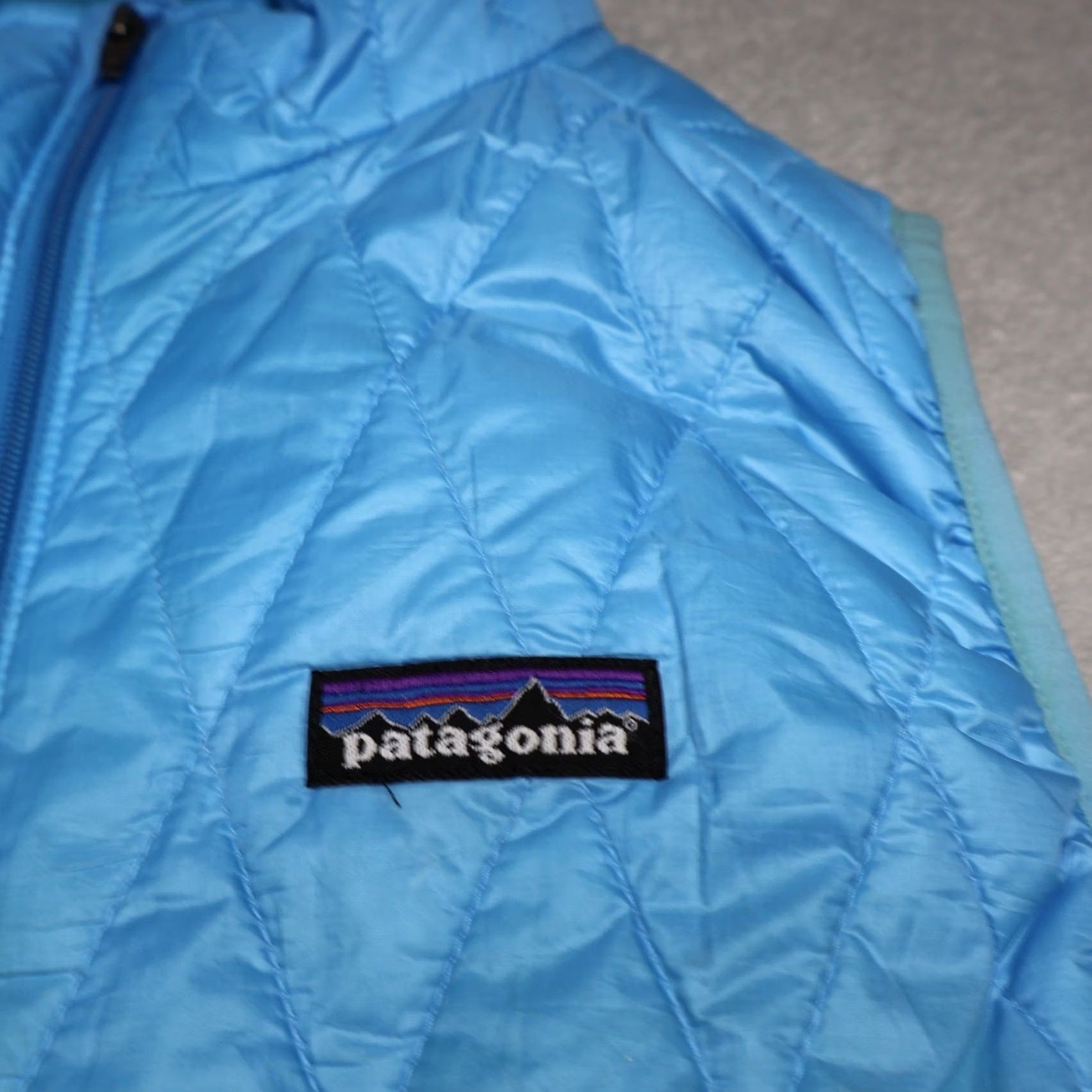 Patagonia Patagonia Vest Women Medium Blue Nano Puff Quilted Zip Full Zip Lightweight Insulated Nylon Lining Sleeveless All Seasons Casual Travel Size M / US 6-8 / IT 42-44 - 3 Thumbnail