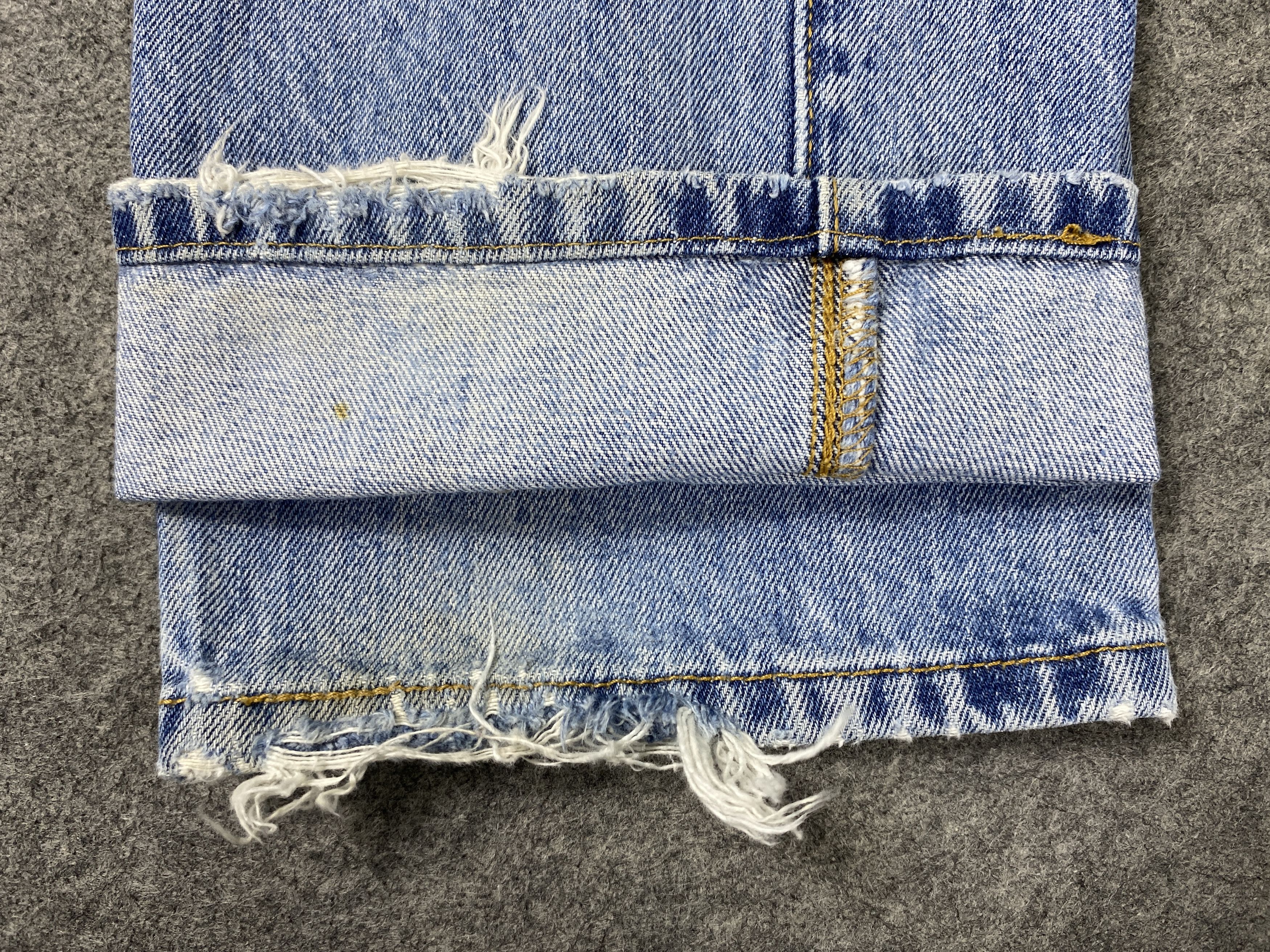Japanese Brand Sky Blue Vintage Levi's 501 Jeans 31x31.5 Denim -JN2235 Size US 31 - 12 Thumbnail
