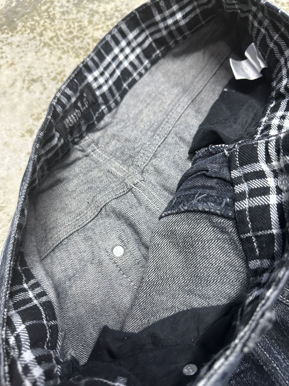 If Six Was Nine × Japanese Brand Vintage Wild Life Denim Clawmark Distressed Washed Jean Size US 33 - 12 Thumbnail