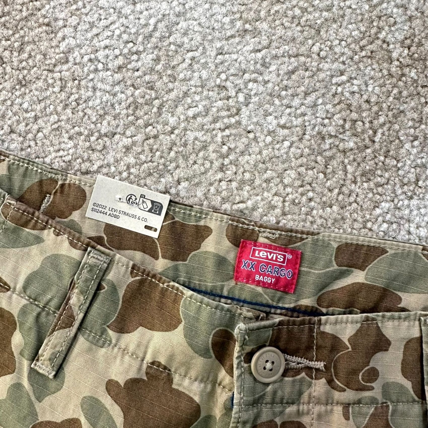 Levi's Levi's Cargo Pants Baggy Mens 34x30 Camo Brown Cotton Relaxed XX Cargo Baggy NWT Denim? Size US 34 / EU 50 - 4 Thumbnail