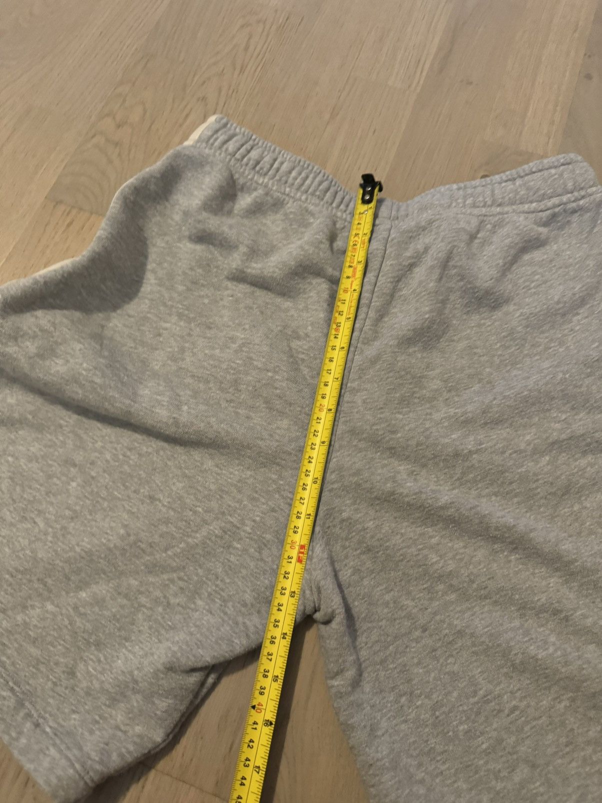 Gucci GUCCI SHORTS study REAL TAPE MEASUREMENTS IN PHOTOS Size US 31 - 8 Thumbnail
