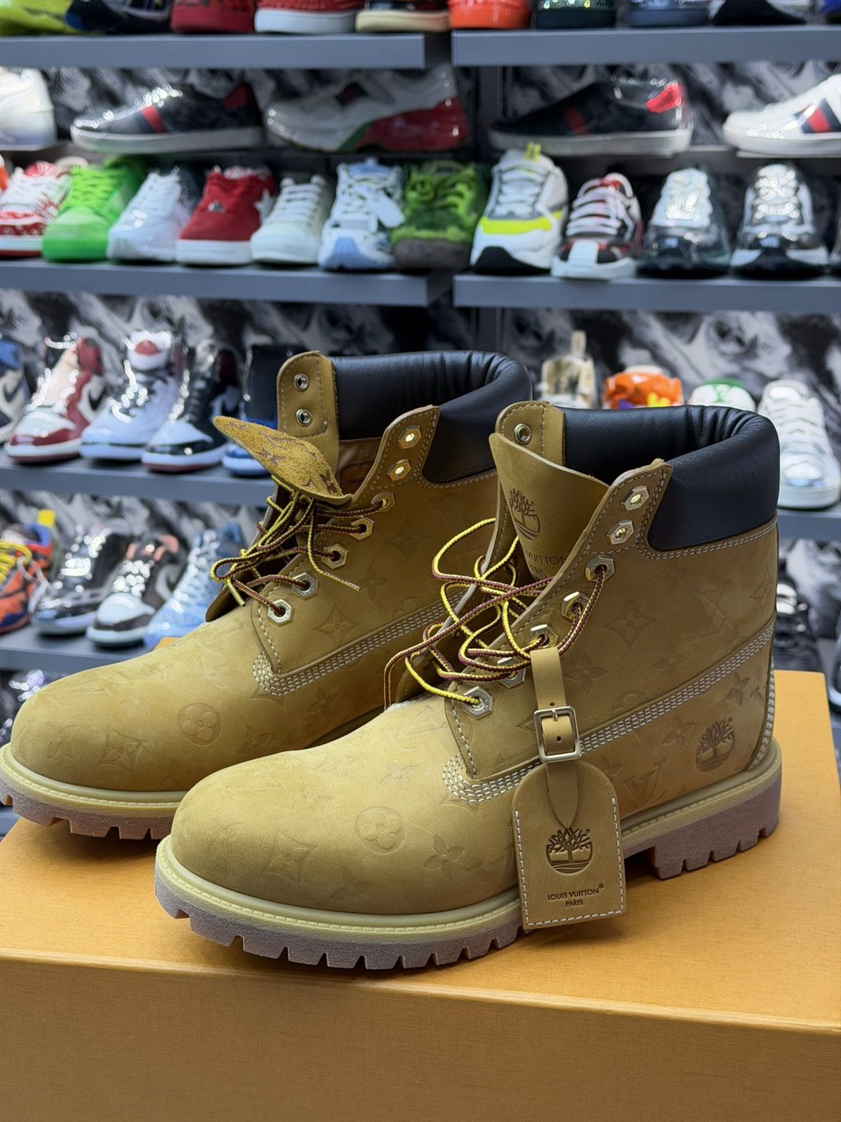 Louis Vuitton Louis Vuitton x Timberland Ankle Boots Size US 10 / EU 43 - 2 Thumbnail